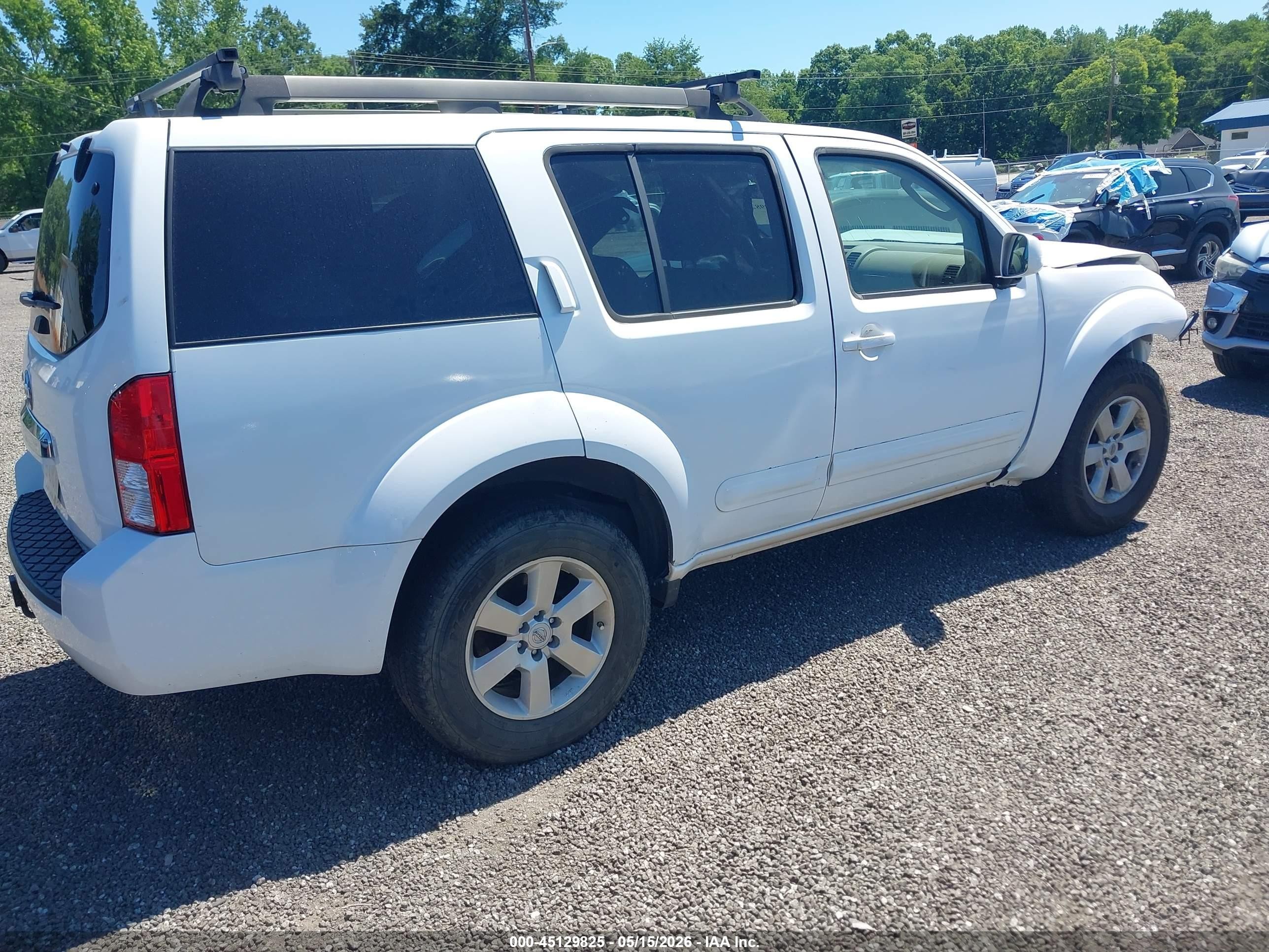 2011 Nissan Pathfinder S White vin: 5N1AR1NN3BC624960