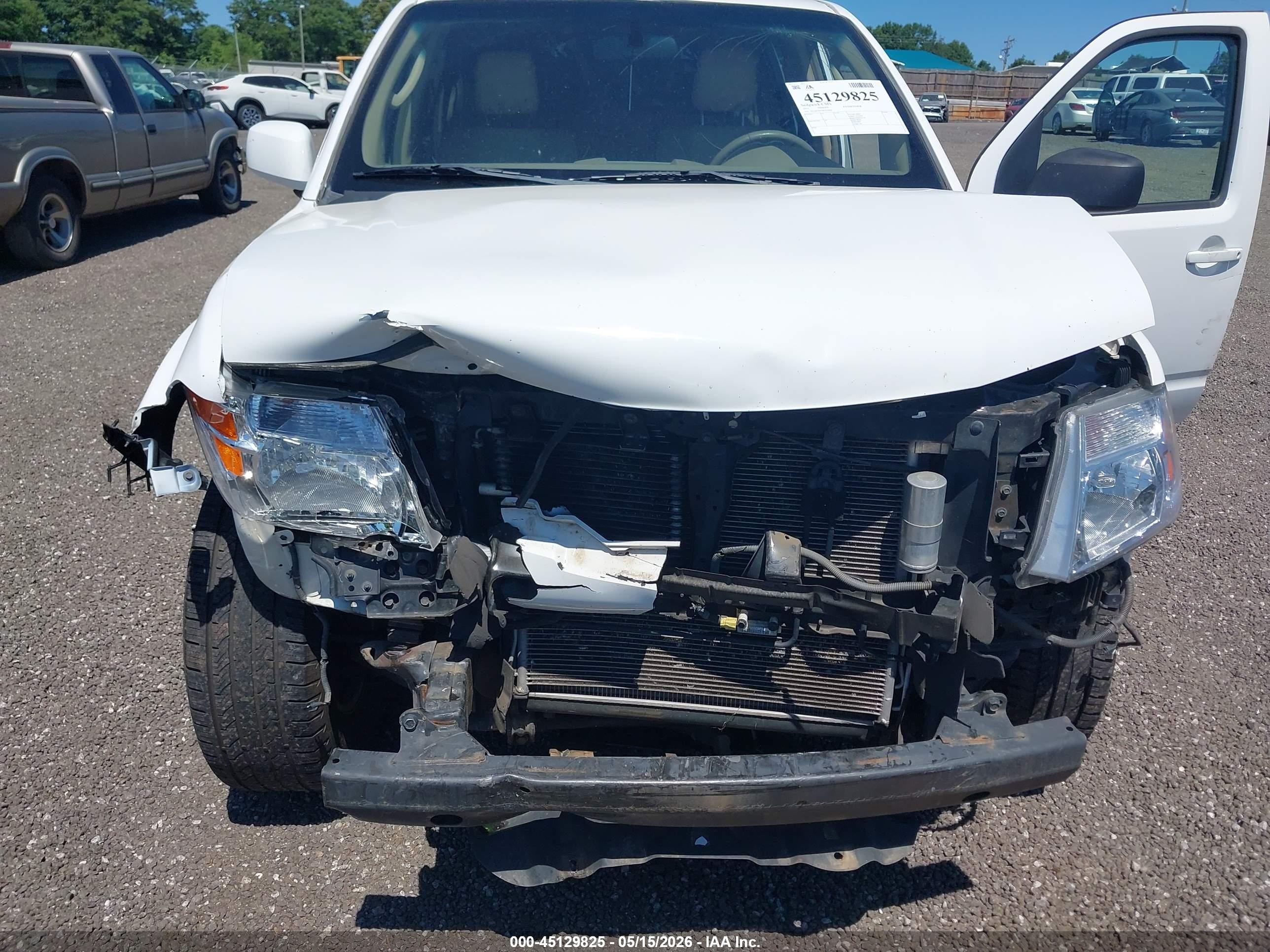 2011 Nissan Pathfinder S White vin: 5N1AR1NN3BC624960