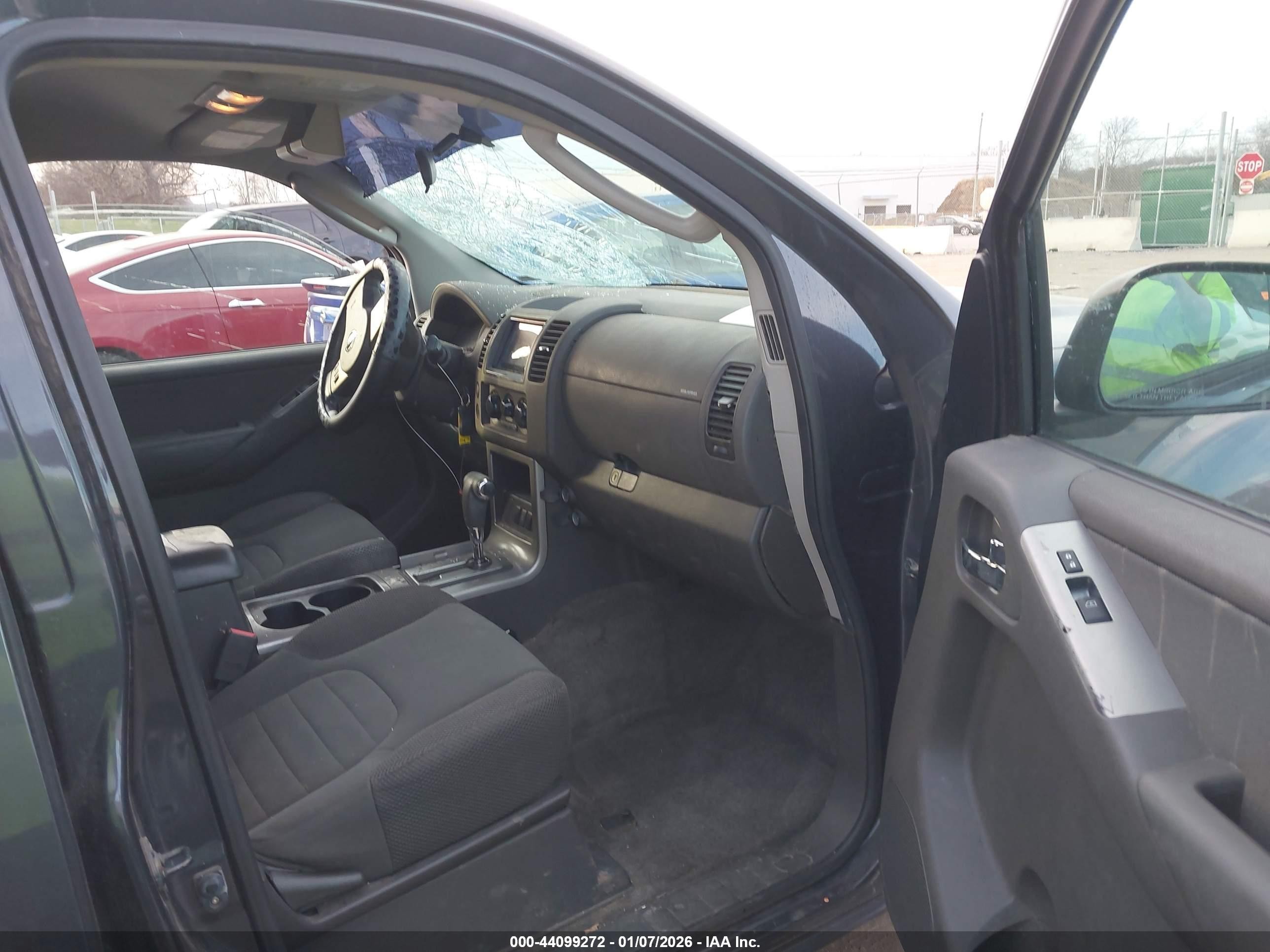 2011 Nissan Pathfinder S Gray vin: 5N1AR1NN3BC627180