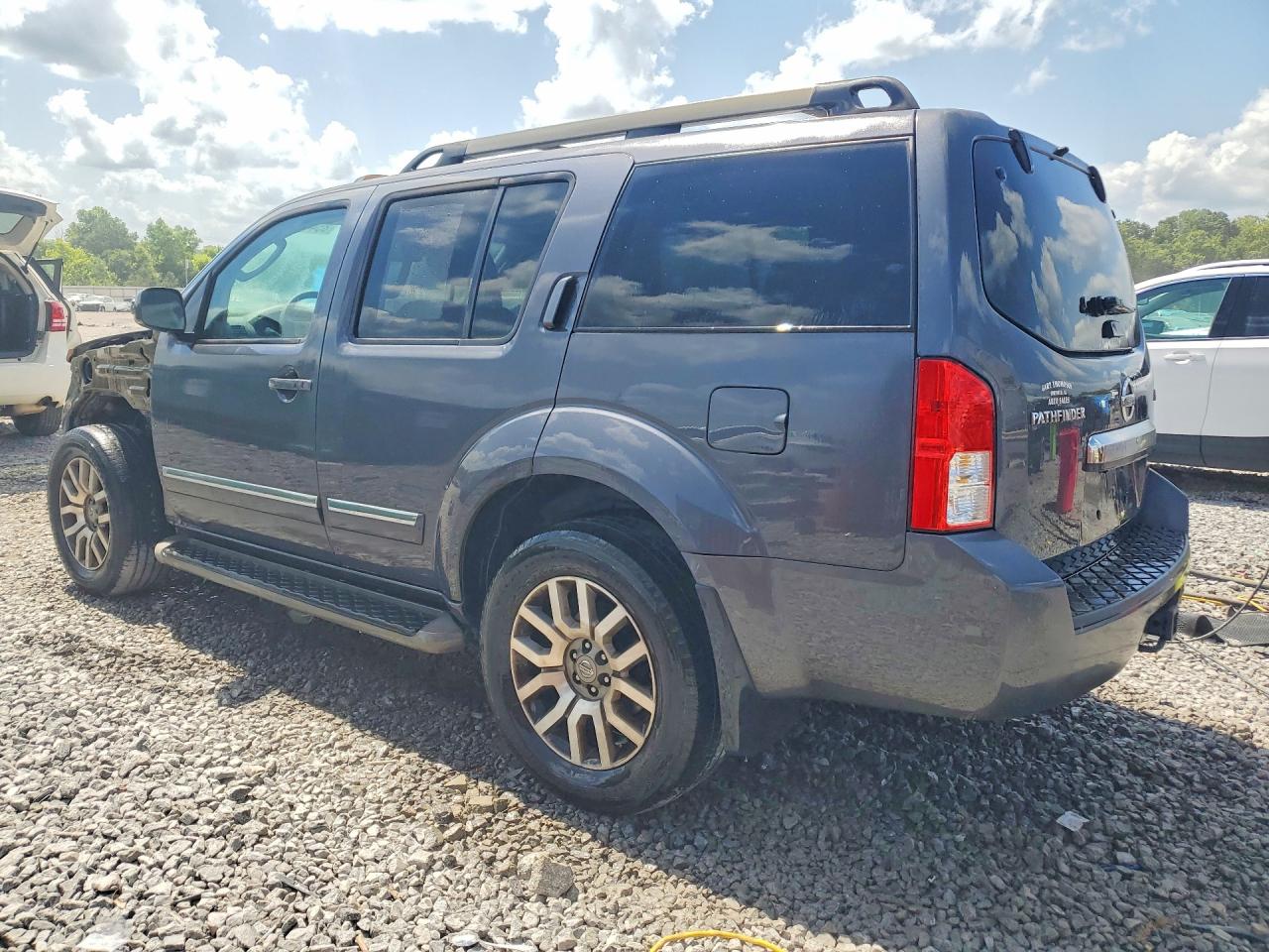 2012 Nissan Pathfinder S Charcoal vin: 5N1AR1NN3CC630663