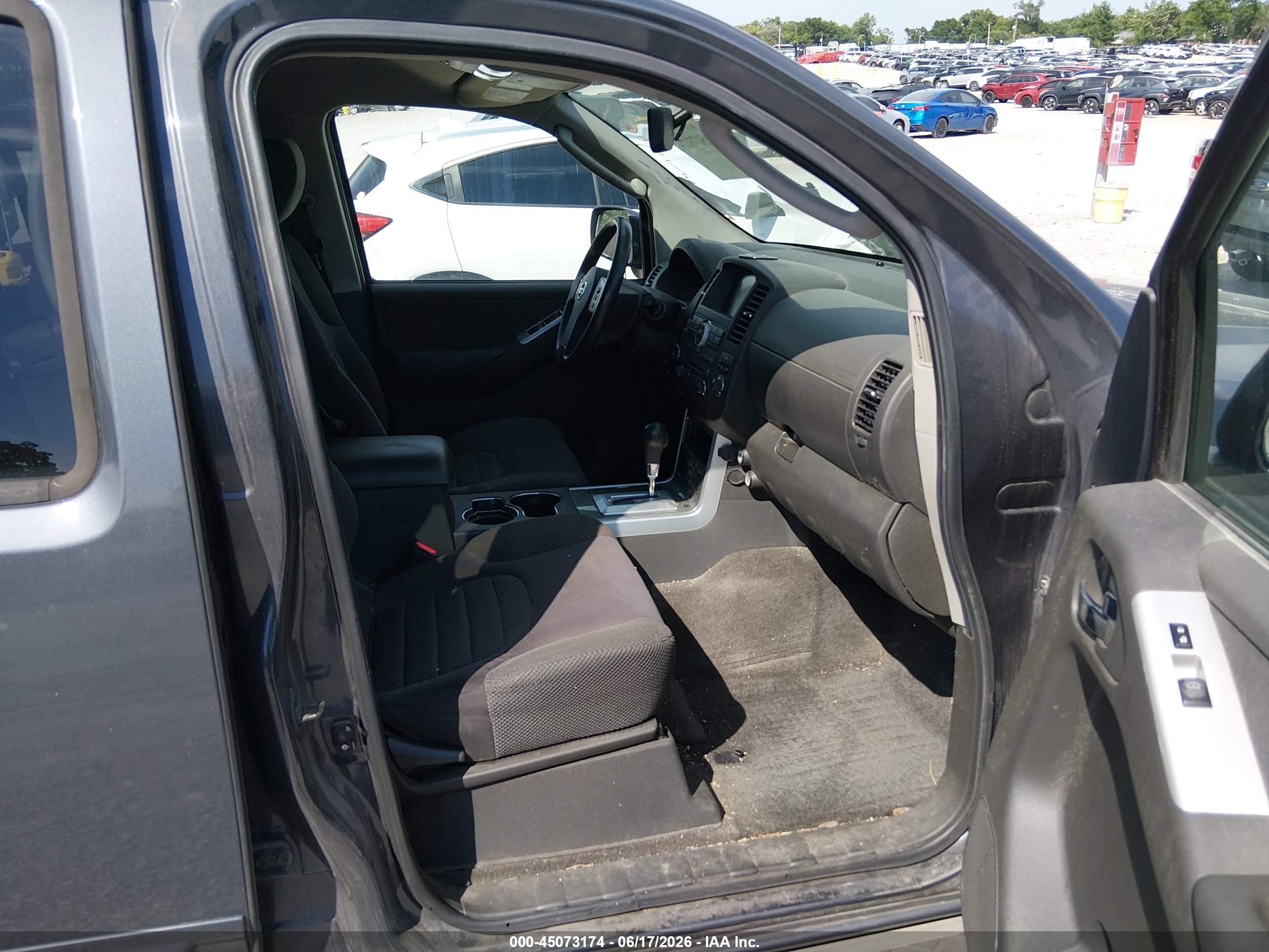 2012 Nissan Pathfinder Sv Gray vin: 5N1AR1NN3CC632039