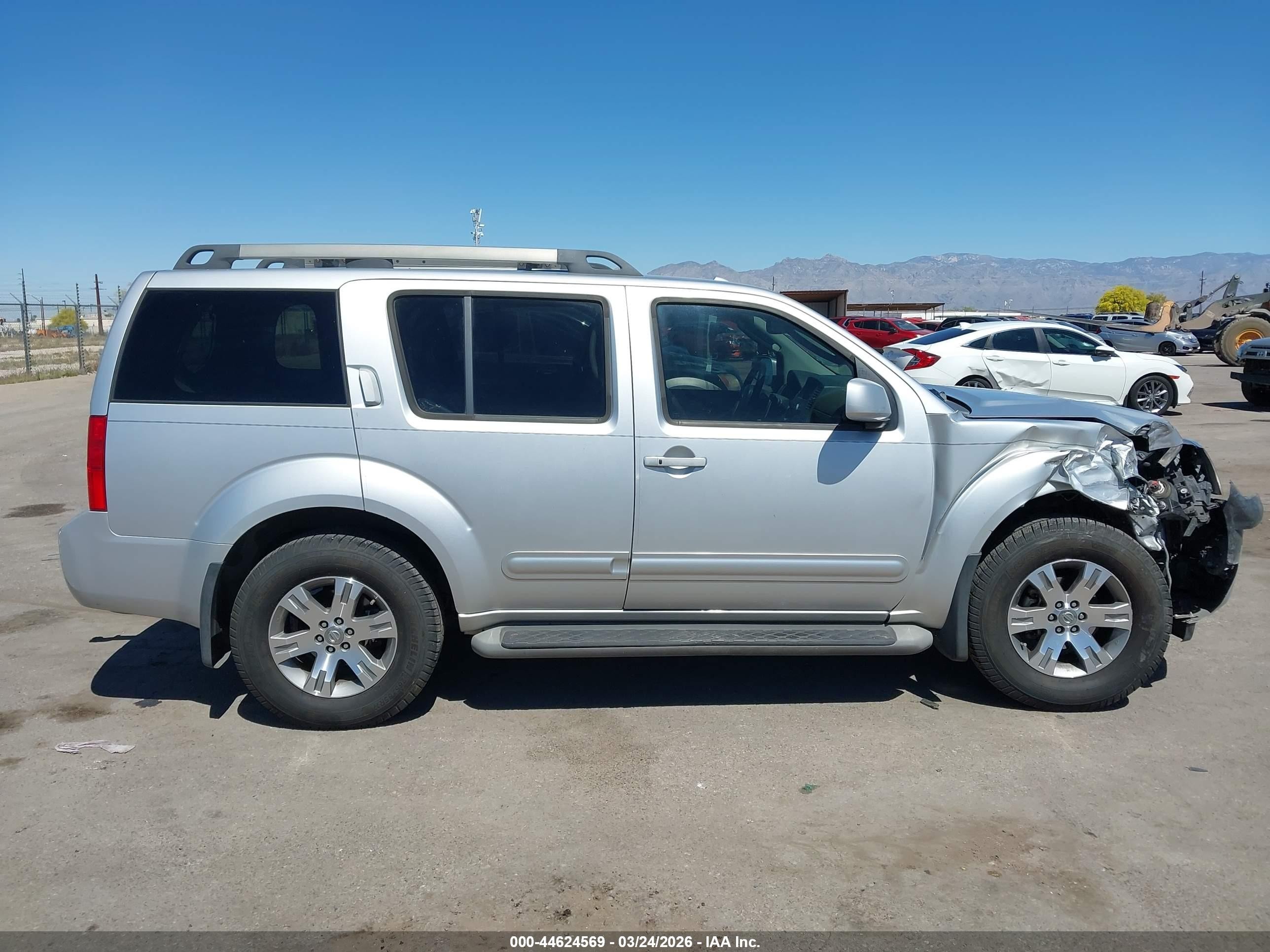 2010 Nissan Pathfinder Se Silver vin: 5N1AR1NN4AC621998