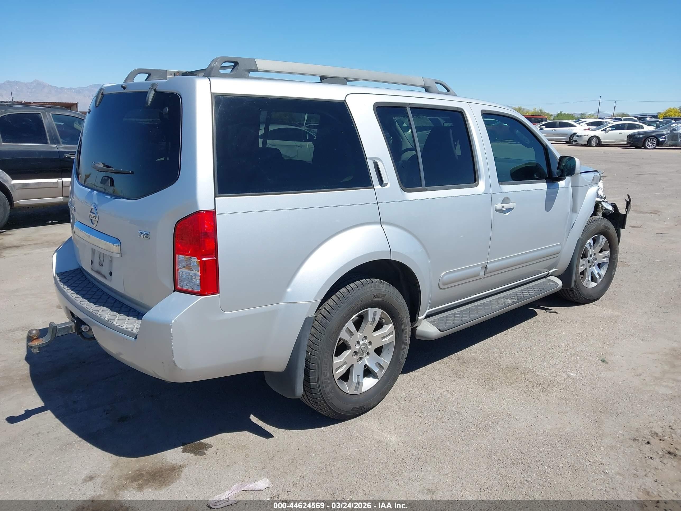 2010 Nissan Pathfinder Se Silver vin: 5N1AR1NN4AC621998