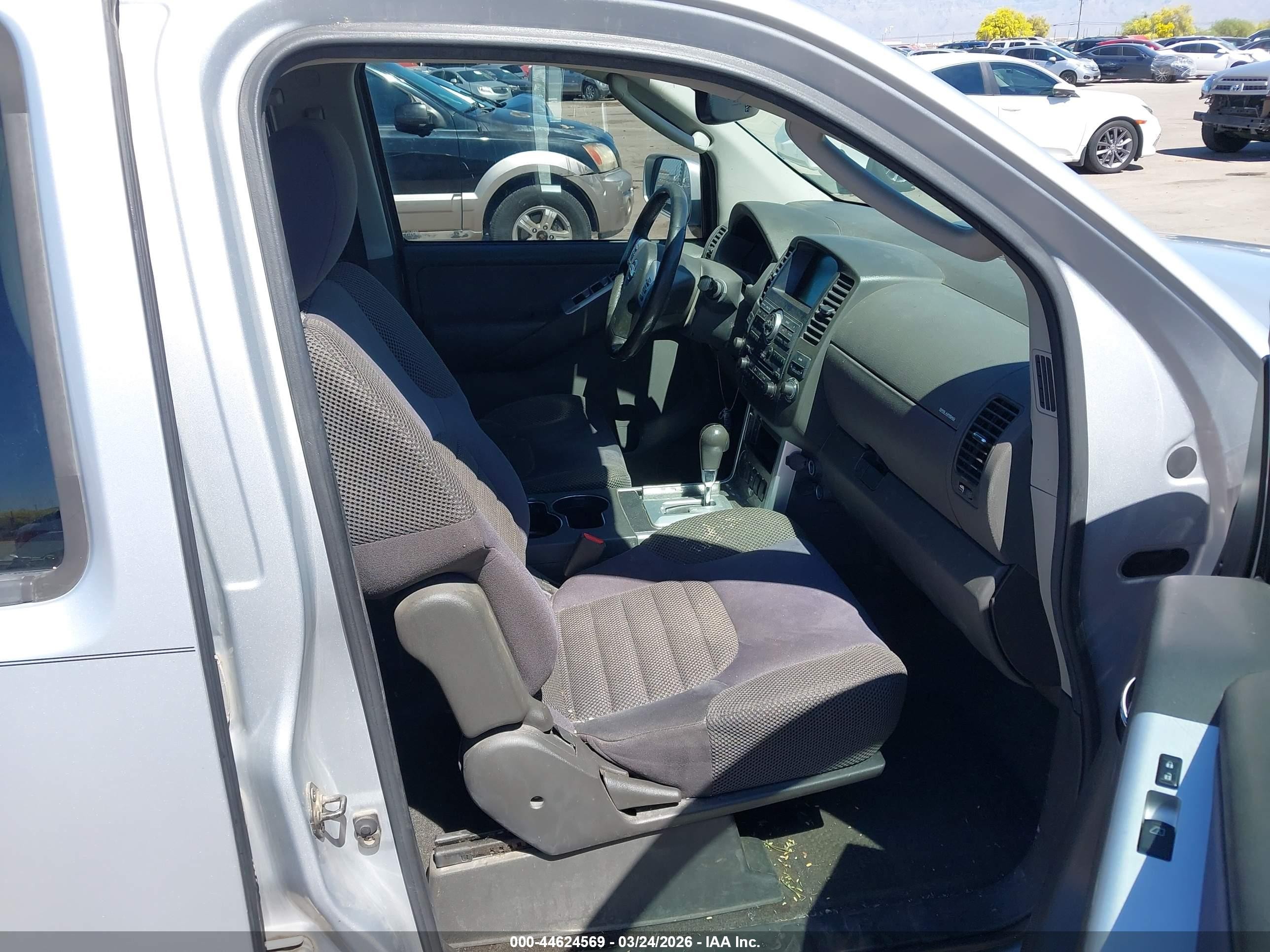 2010 Nissan Pathfinder Se Silver vin: 5N1AR1NN4AC621998