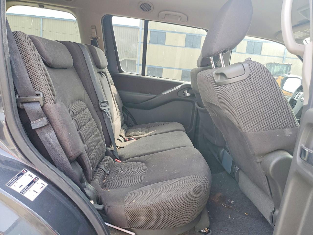 2011 Nissan Pathfinder S Charcoal vin: 5N1AR1NN4BC610811