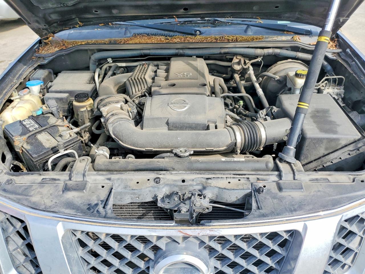 2011 Nissan Pathfinder S Charcoal vin: 5N1AR1NN4BC610811