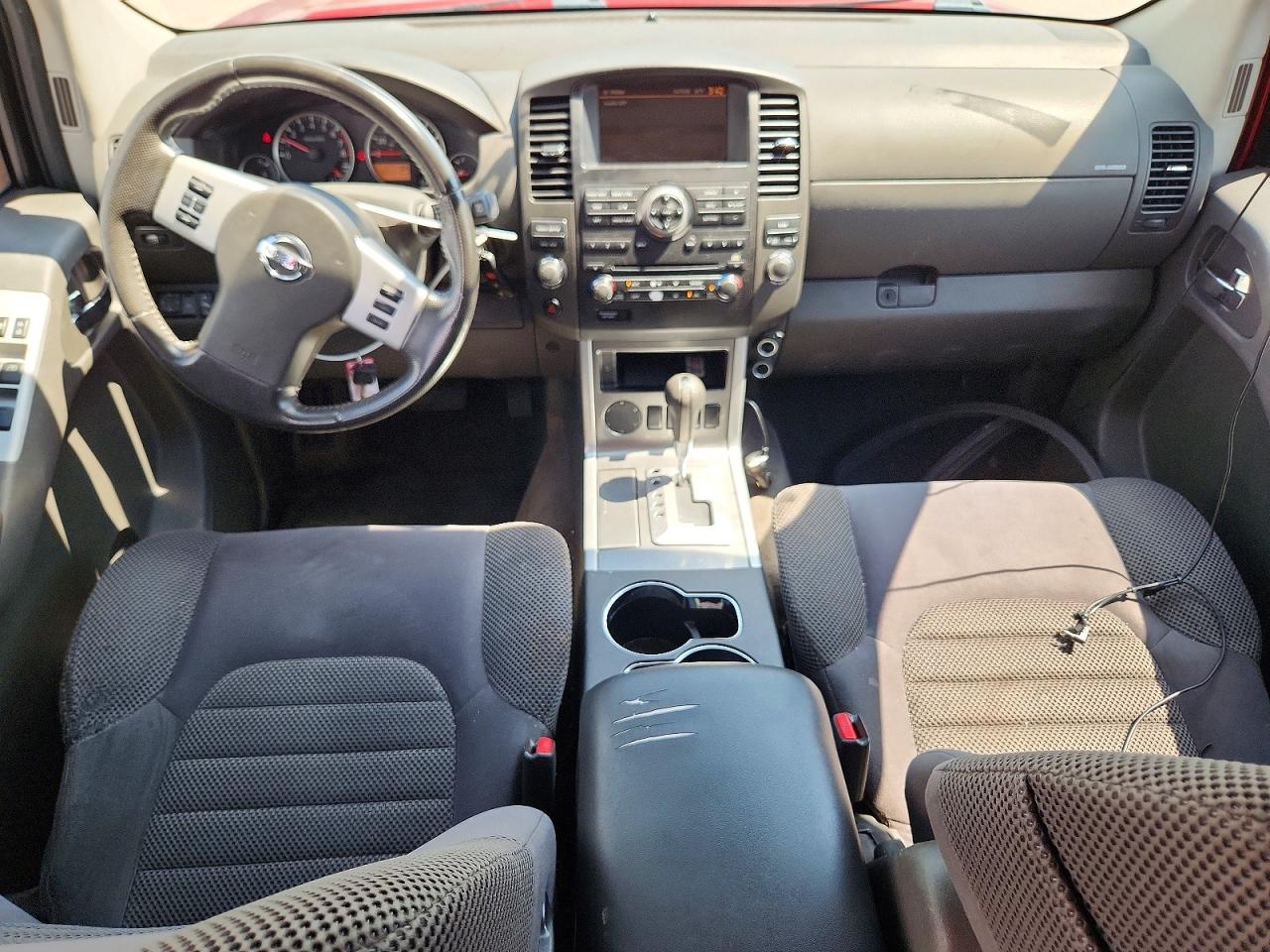 2011 Nissan Pathfinder S Red vin: 5N1AR1NN4BC623610
