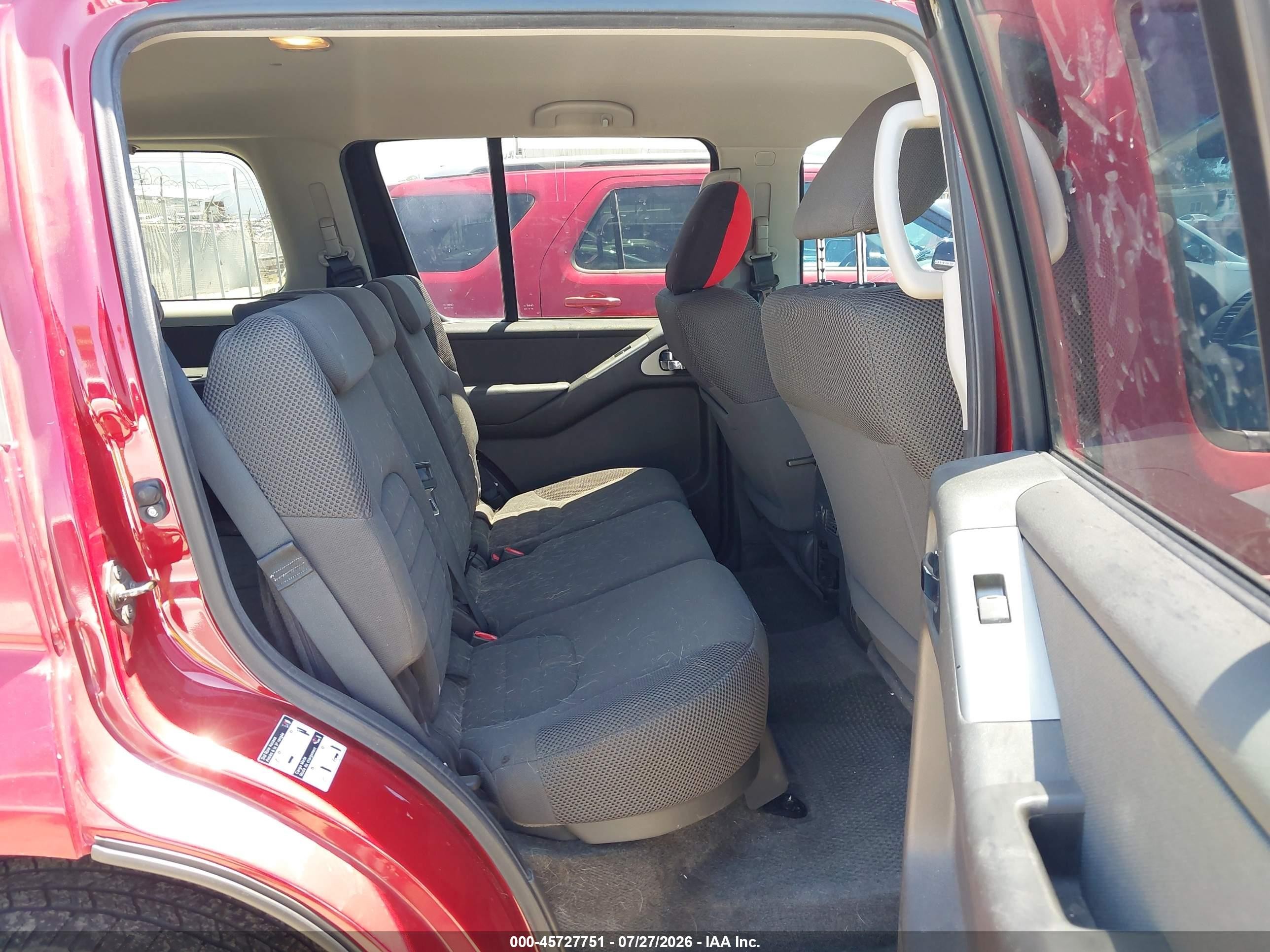 2011 Nissan Pathfinder S Красный vin: 5N1AR1NN4BC623798