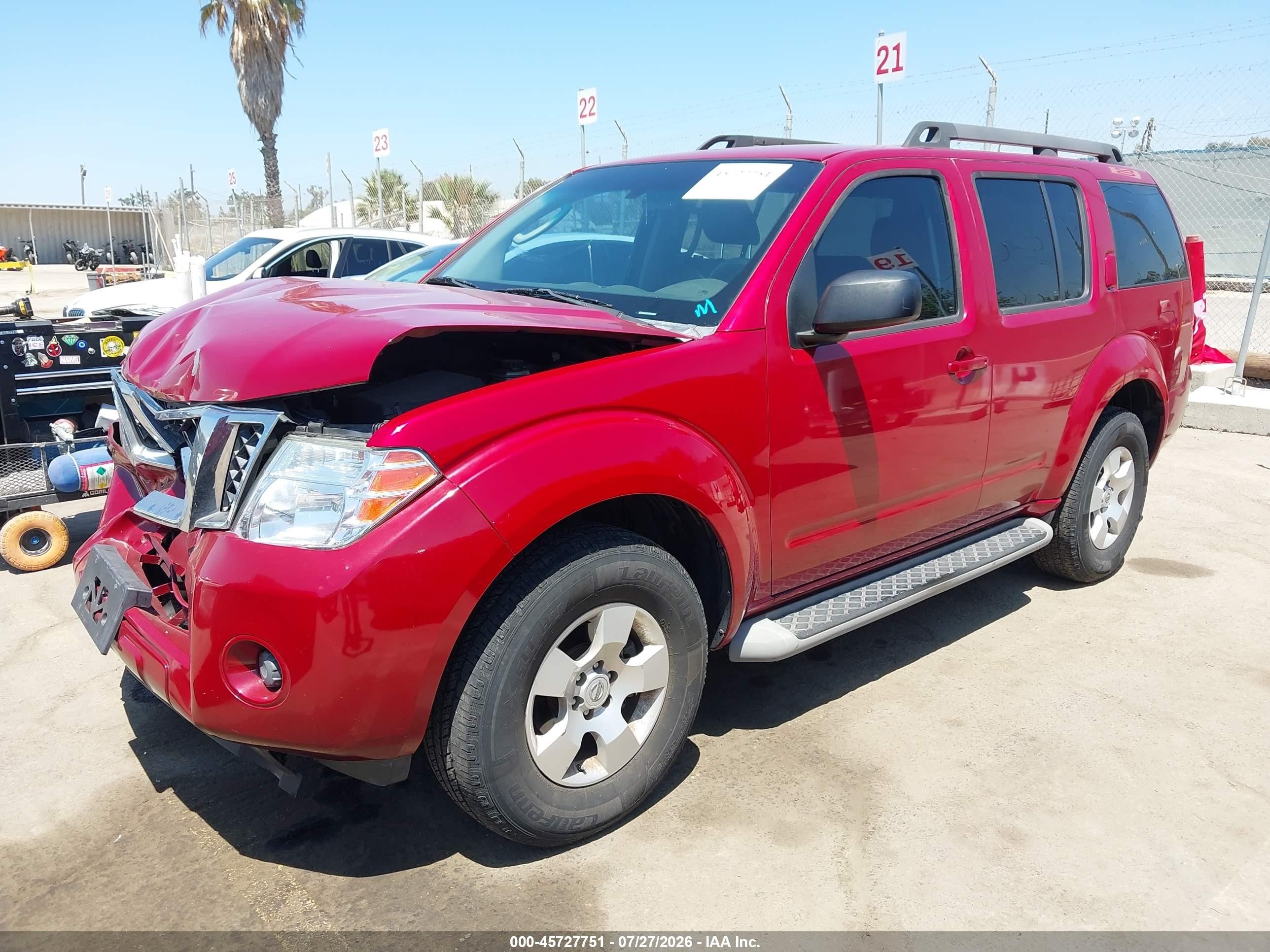 2011 Nissan Pathfinder S Красный vin: 5N1AR1NN4BC623798