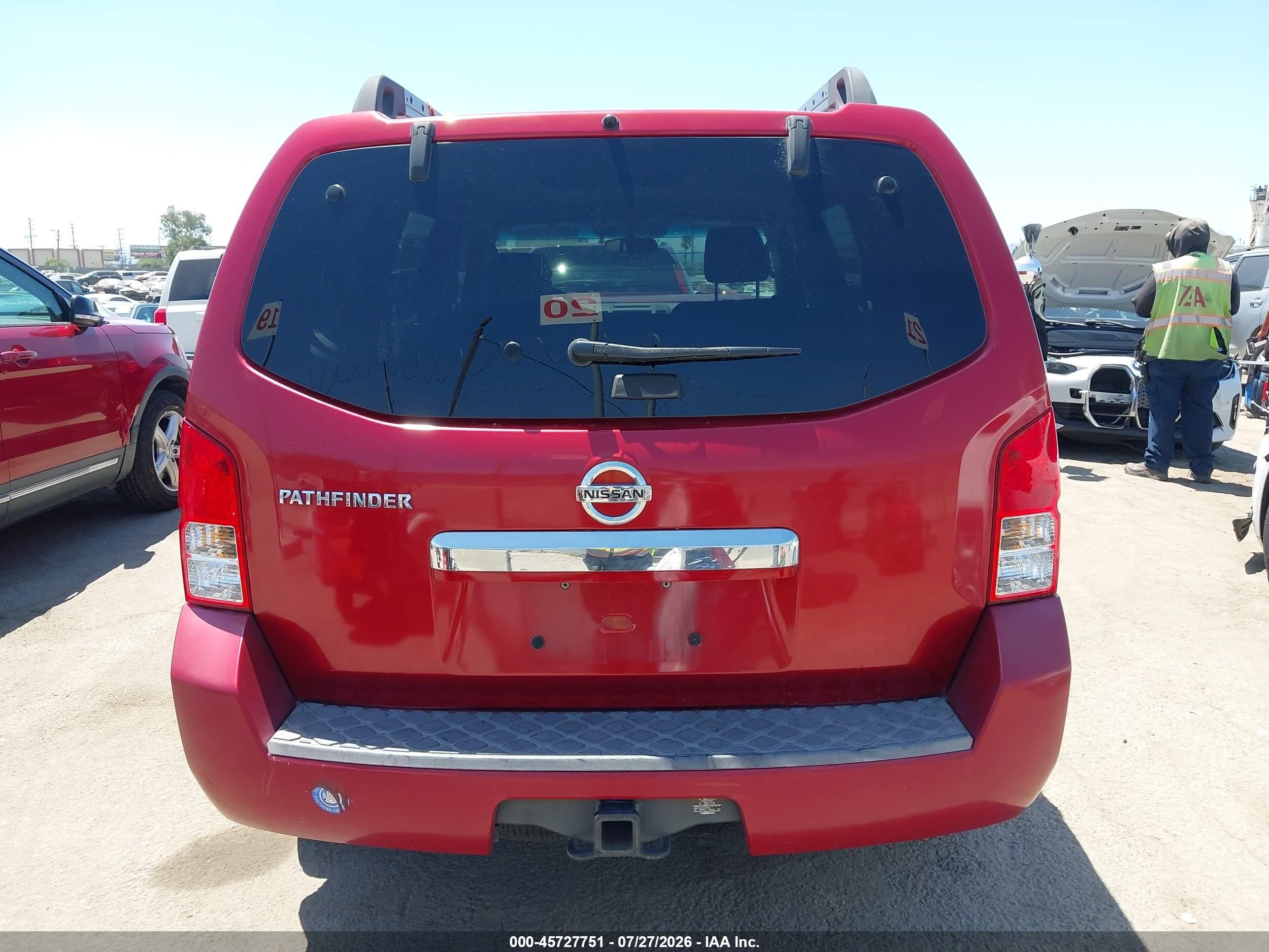 2011 Nissan Pathfinder S Красный vin: 5N1AR1NN4BC623798