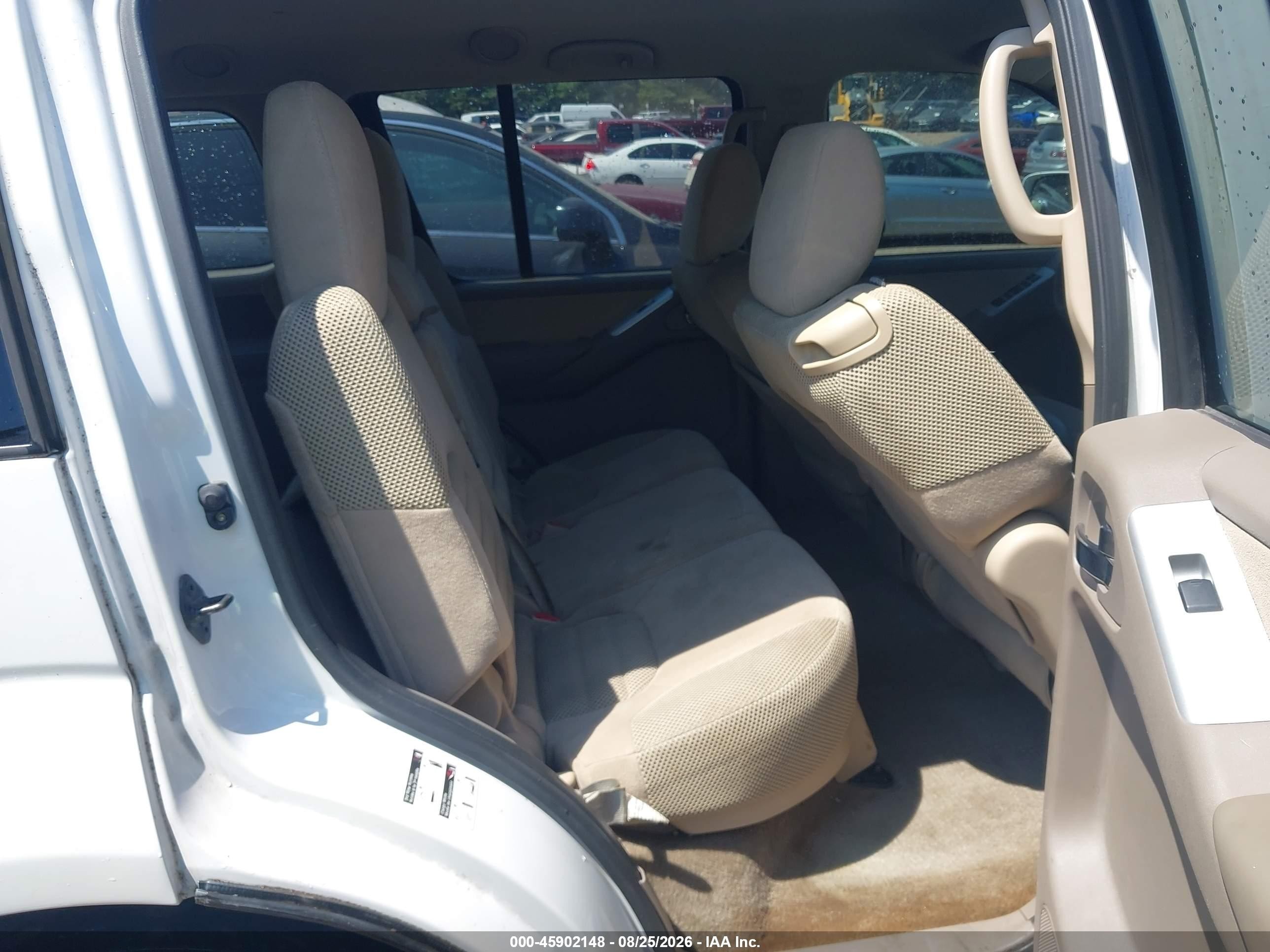 2012 Nissan Pathfinder Sv Белый vin: 5N1AR1NN4CC605321