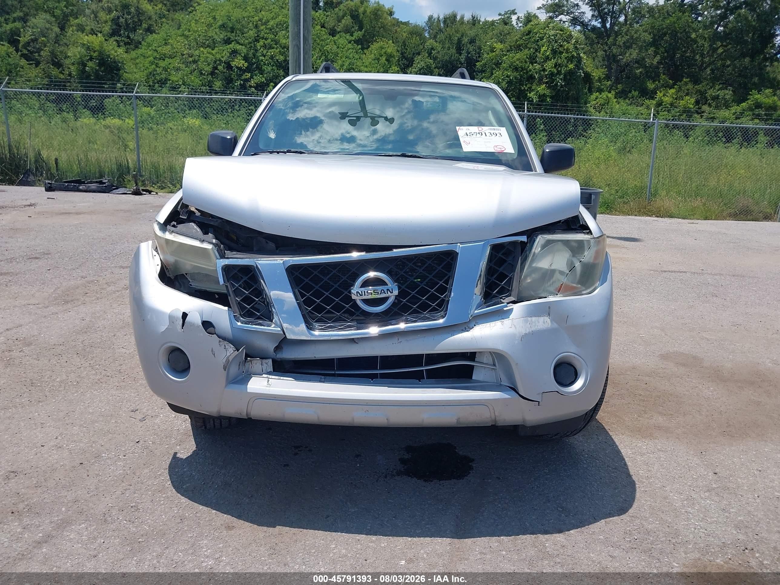 2012 Nissan Pathfinder S Silver vin: 5N1AR1NN4CC628095