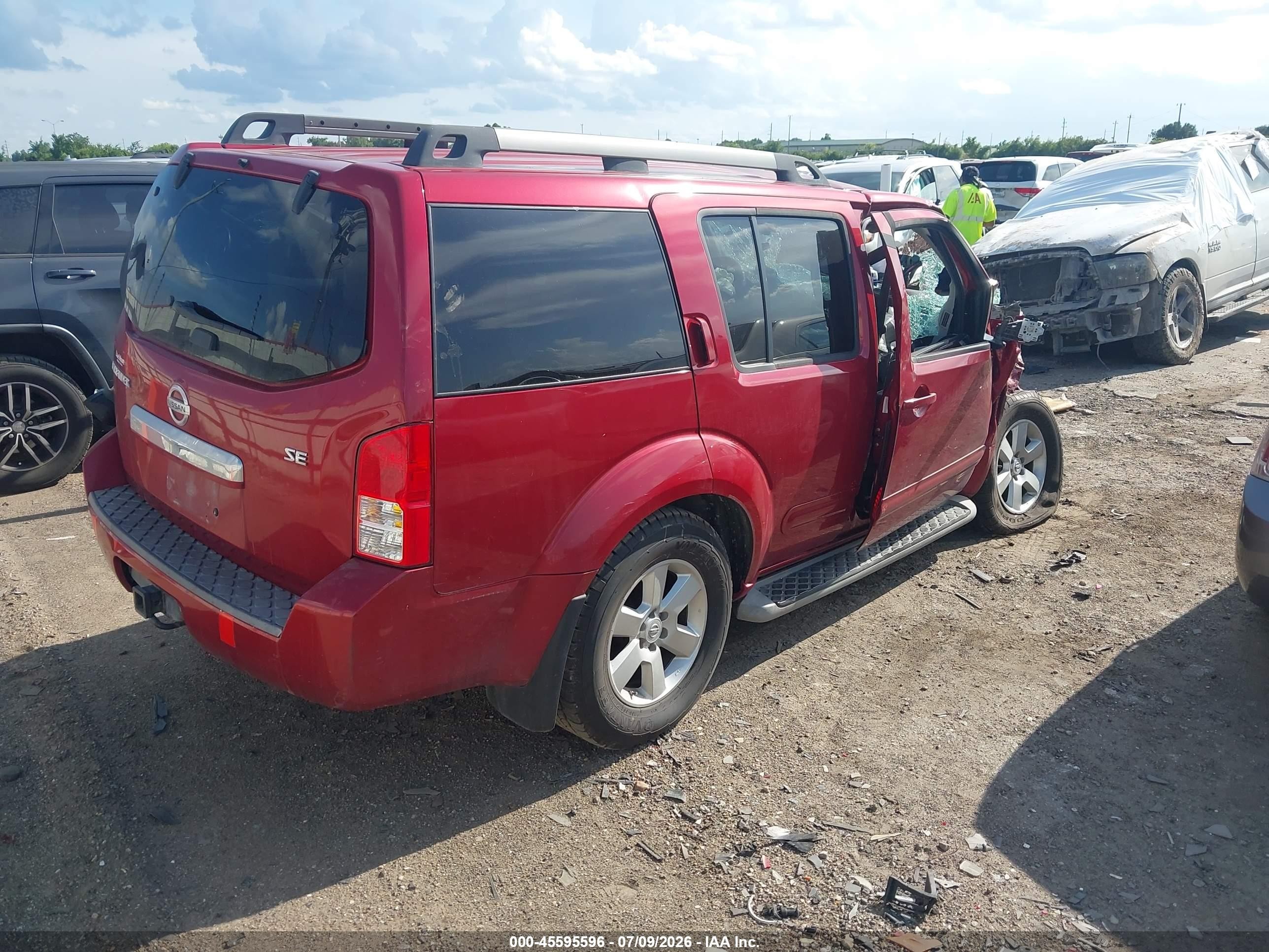 2010 Nissan Pathfinder Se Red vin: 5N1AR1NN5AC618141