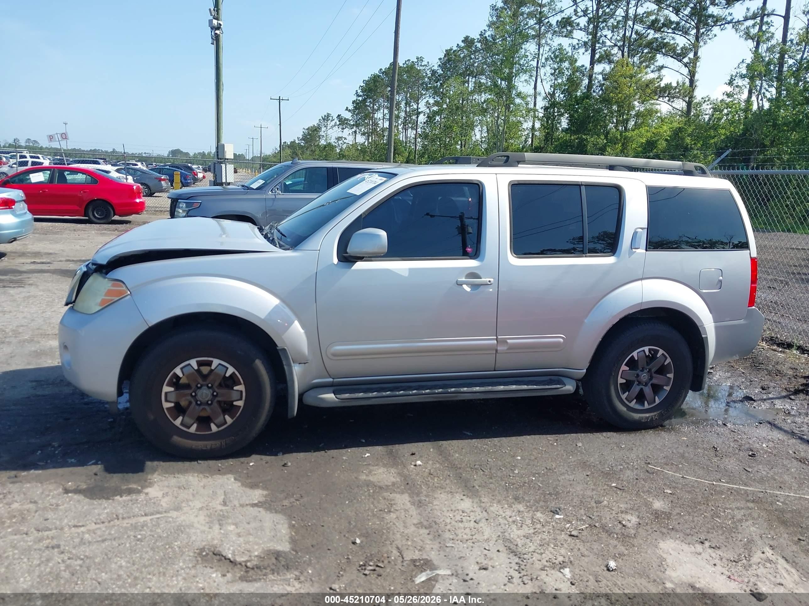 2012 Nissan Pathfinder Sv Silver vin: 5N1AR1NN5CC600967