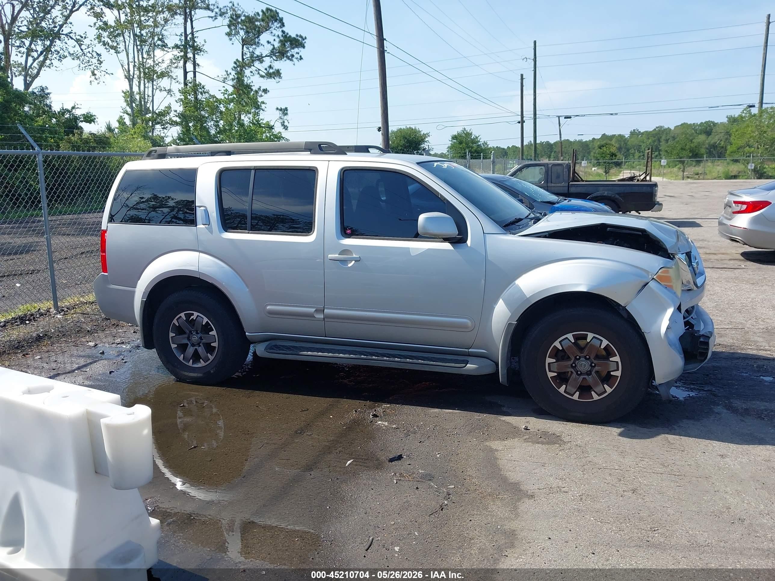 2012 Nissan Pathfinder Sv Silver vin: 5N1AR1NN5CC600967