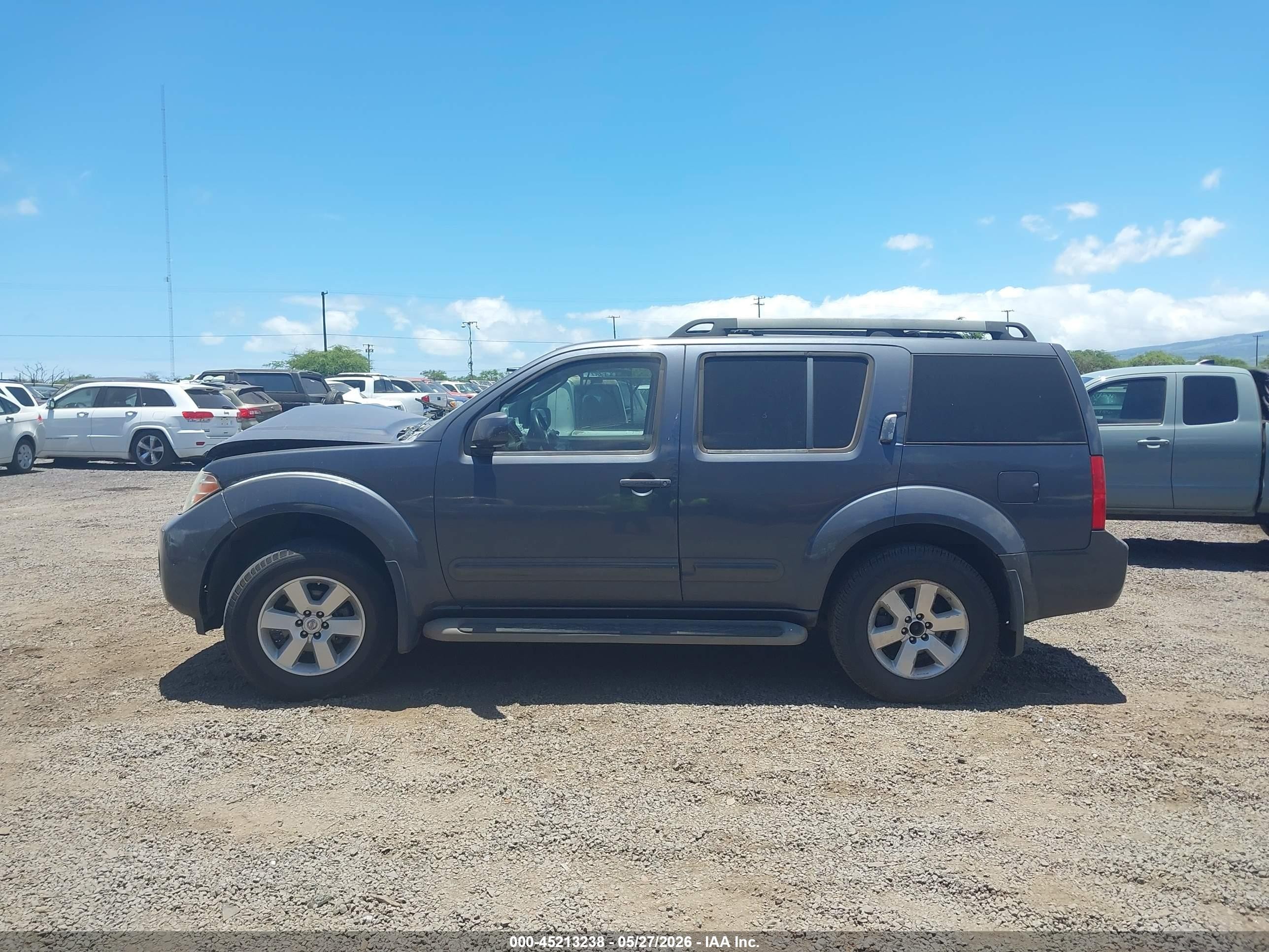 2012 Nissan Pathfinder Sv Gray vin: 5N1AR1NN5CC609166