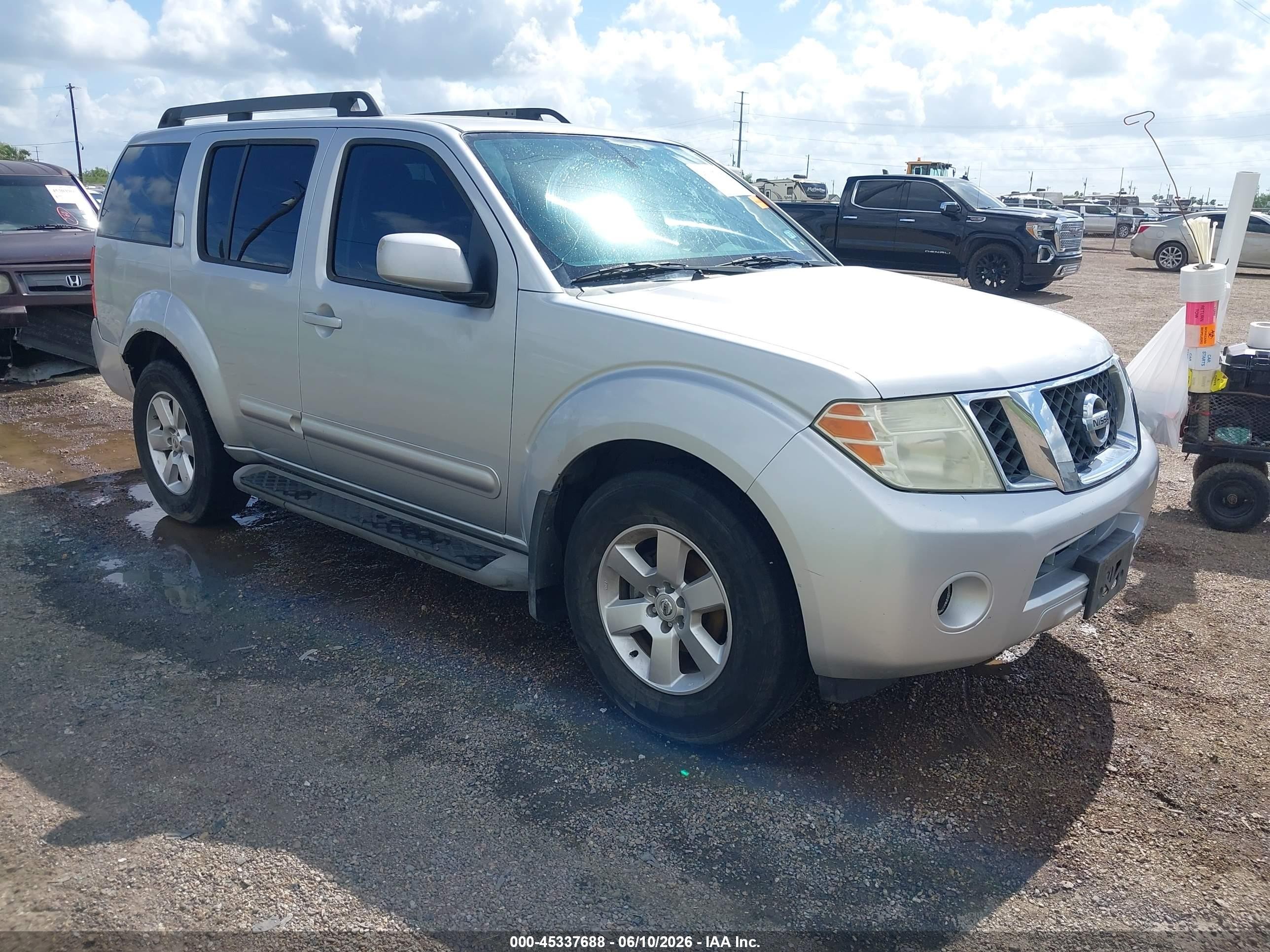 2012 Nissan Pathfinder Sv Silver vin: 5N1AR1NN5CC639770