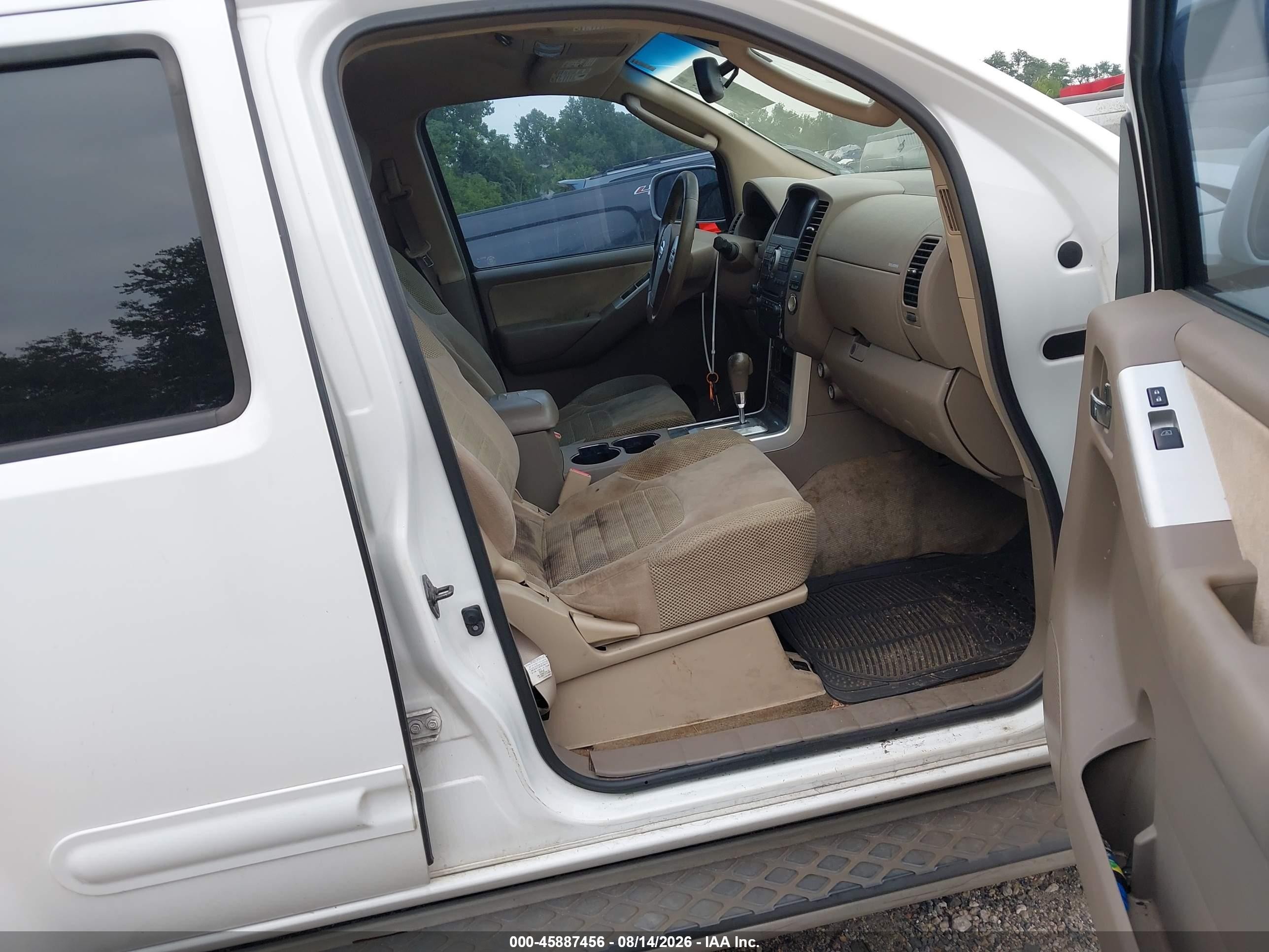 2011 Nissan Pathfinder Sv White vin: 5N1AR1NN6BC617260