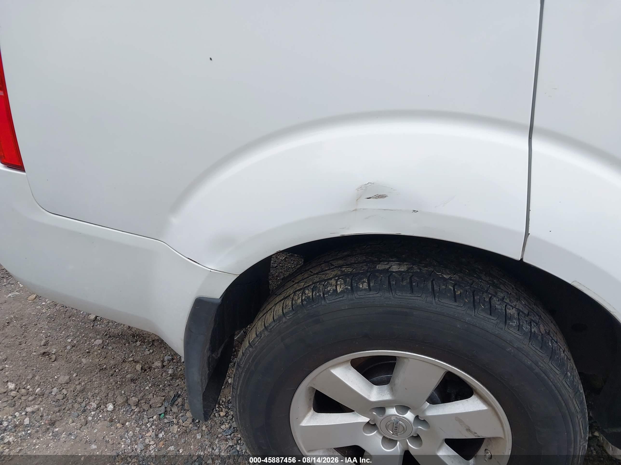 2011 Nissan Pathfinder Sv White vin: 5N1AR1NN6BC617260
