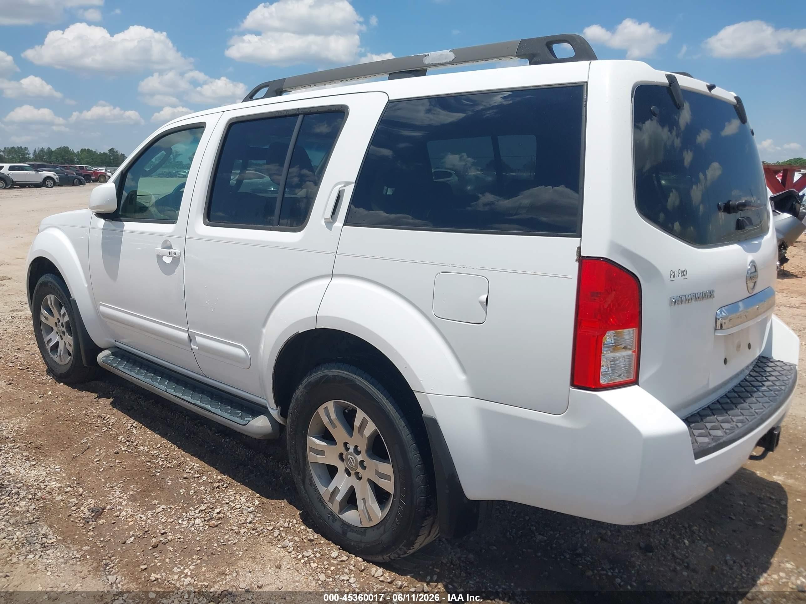 2010 Nissan Pathfinder Se Белый vin: 5N1AR1NN7AC603267