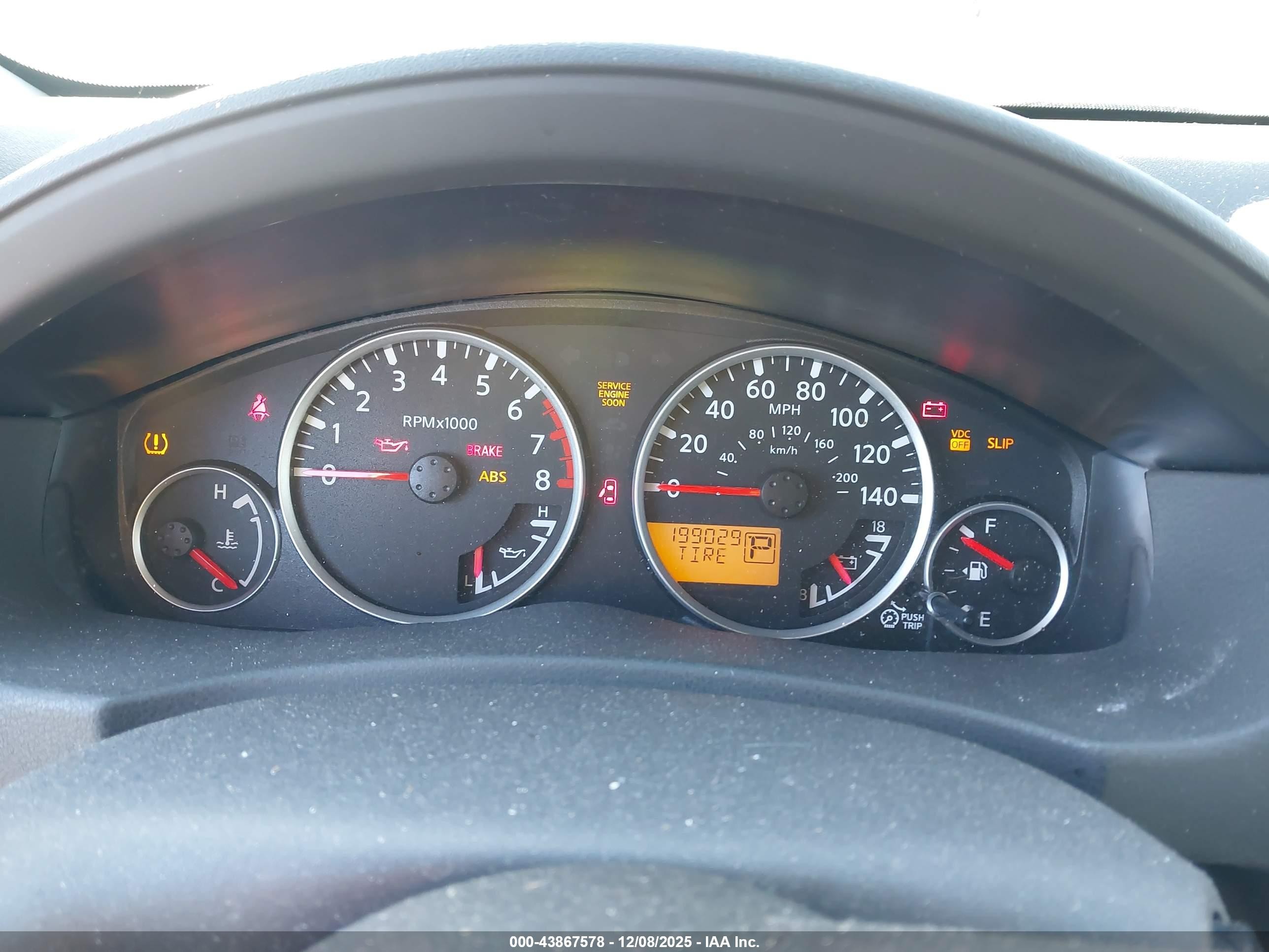 2011 Nissan Pathfinder Silver Black vin: 5N1AR1NN7BC607031