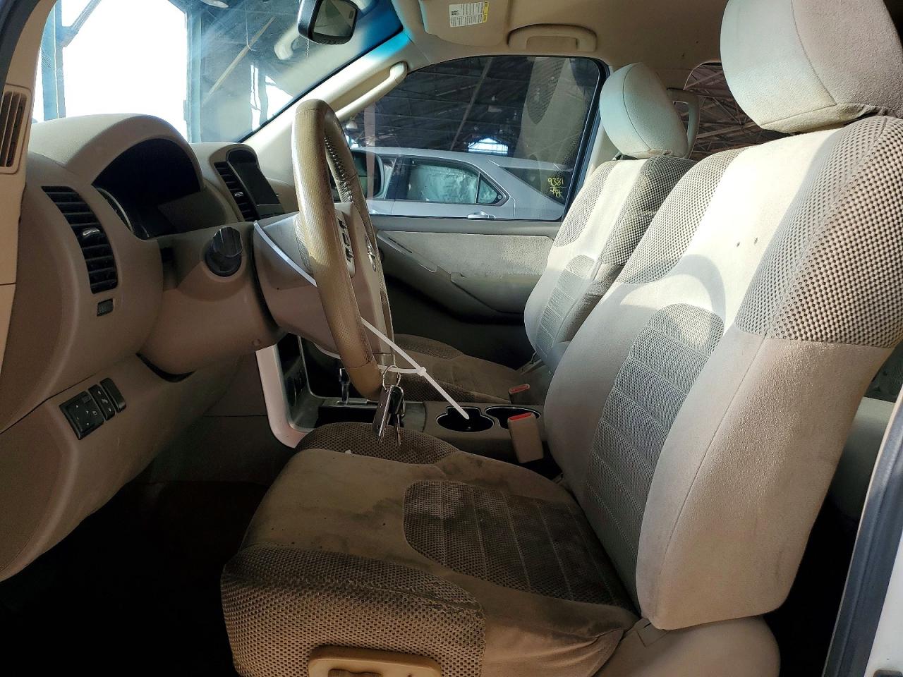 2012 Nissan Pathfinder S White vin: 5N1AR1NN7CC602025