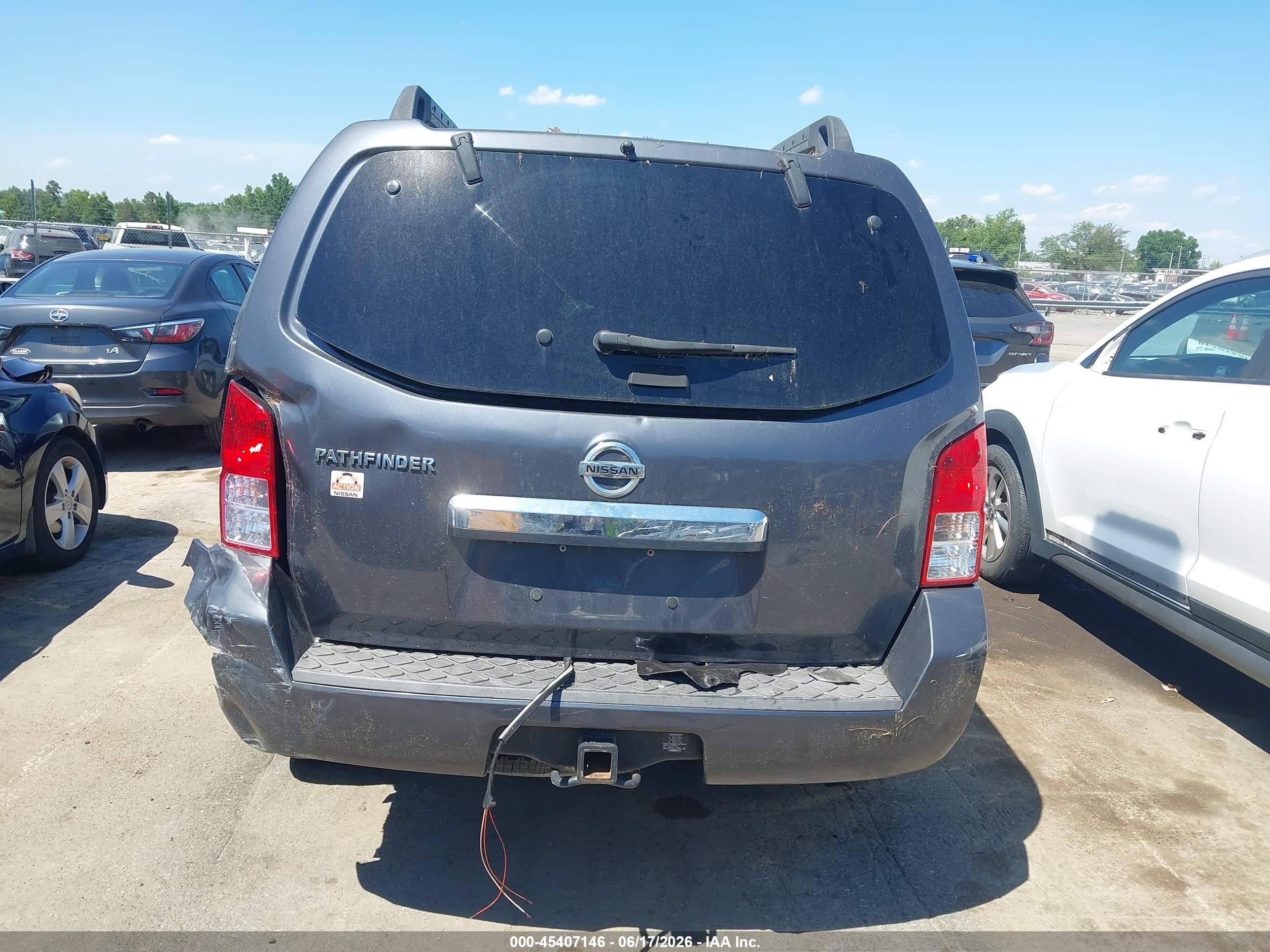 2012 Nissan Pathfinder Sv Gray vin: 5N1AR1NN7CC603210