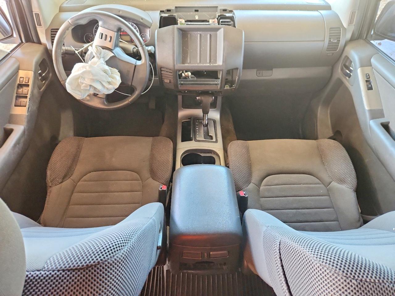 2012 Nissan Pathfinder S Silver vin: 5N1AR1NN7CC612716