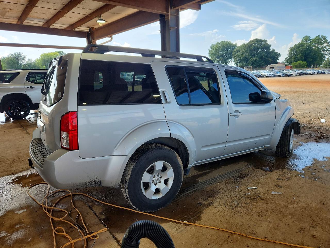 2012 Nissan Pathfinder S Silver vin: 5N1AR1NN7CC612716