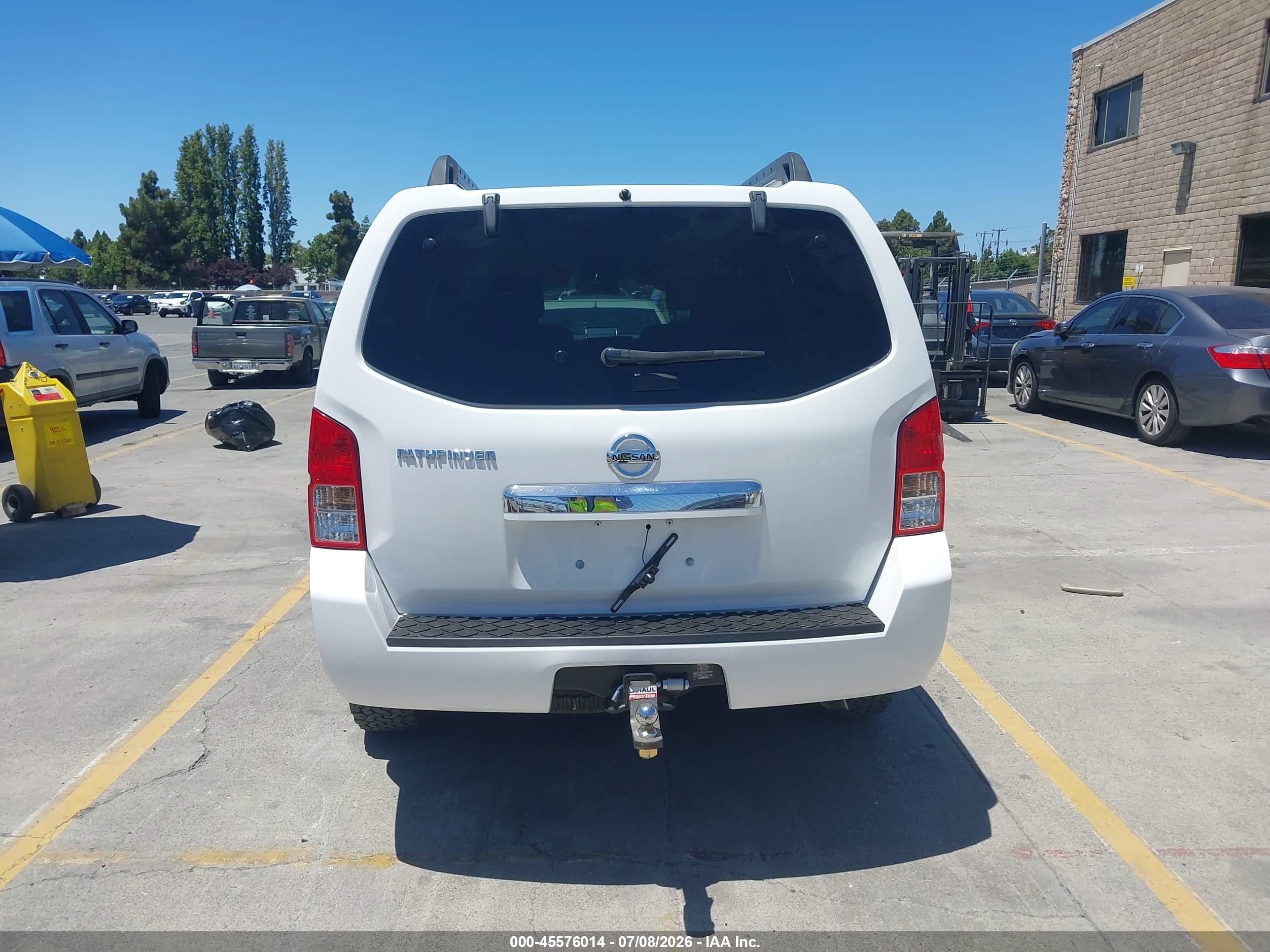 2012 Nissan Pathfinder S White vin: 5N1AR1NN7CC616183
