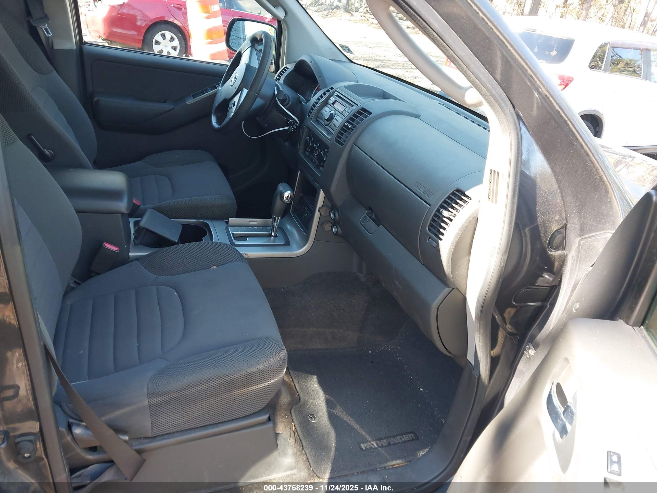 2012 Nissan Pathfinder S Серый vin: 5N1AR1NN7CC631430