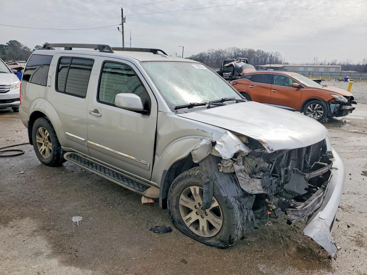 2012 Nissan Pathfinder S Silver vin: 5N1AR1NN7CC631976
