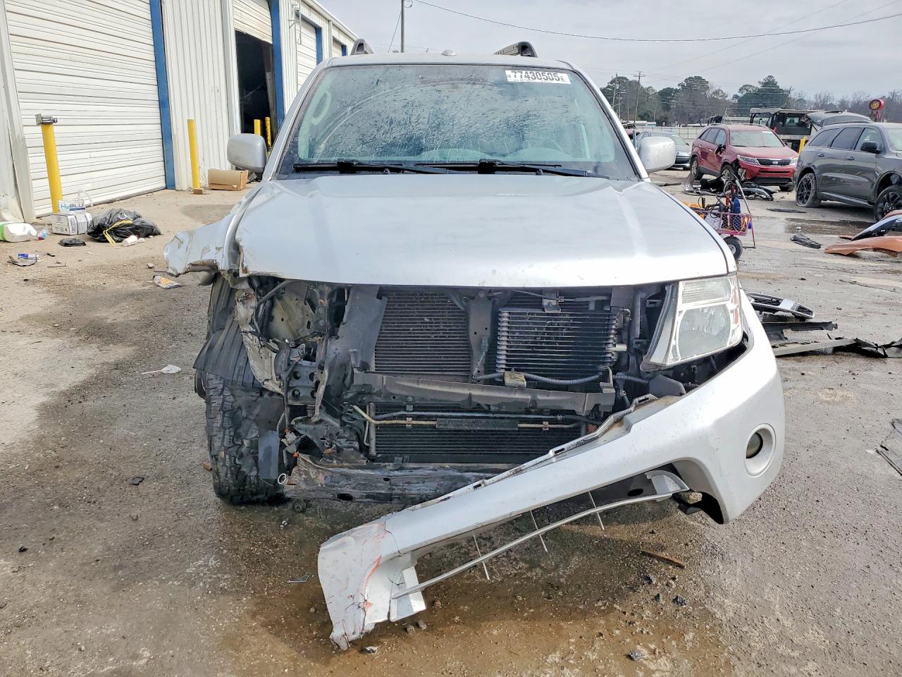 2012 Nissan Pathfinder S Silver vin: 5N1AR1NN7CC631976
