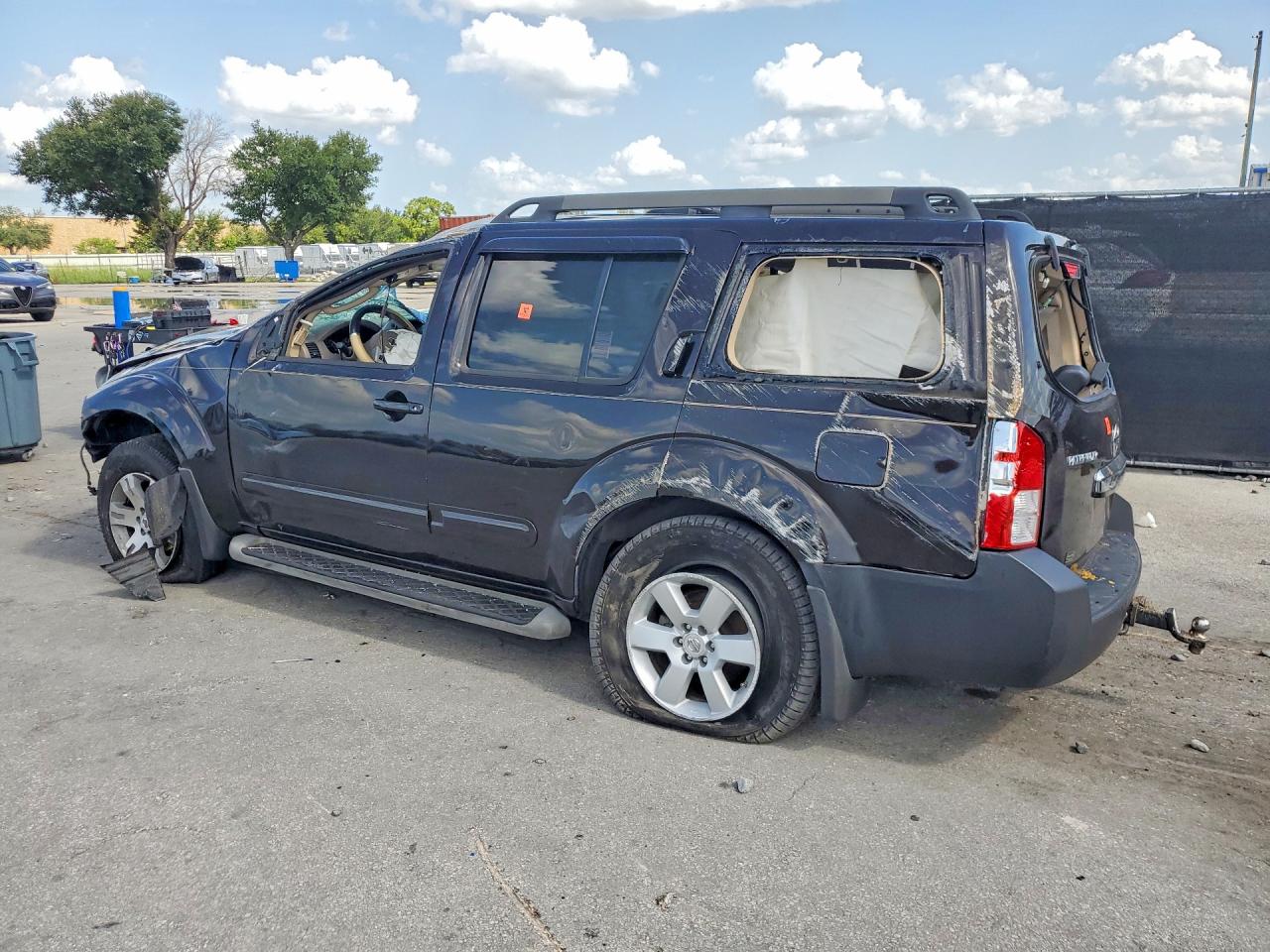 2011 Nissan Pathfinder S Черный vin: 5N1AR1NN8BC602856
