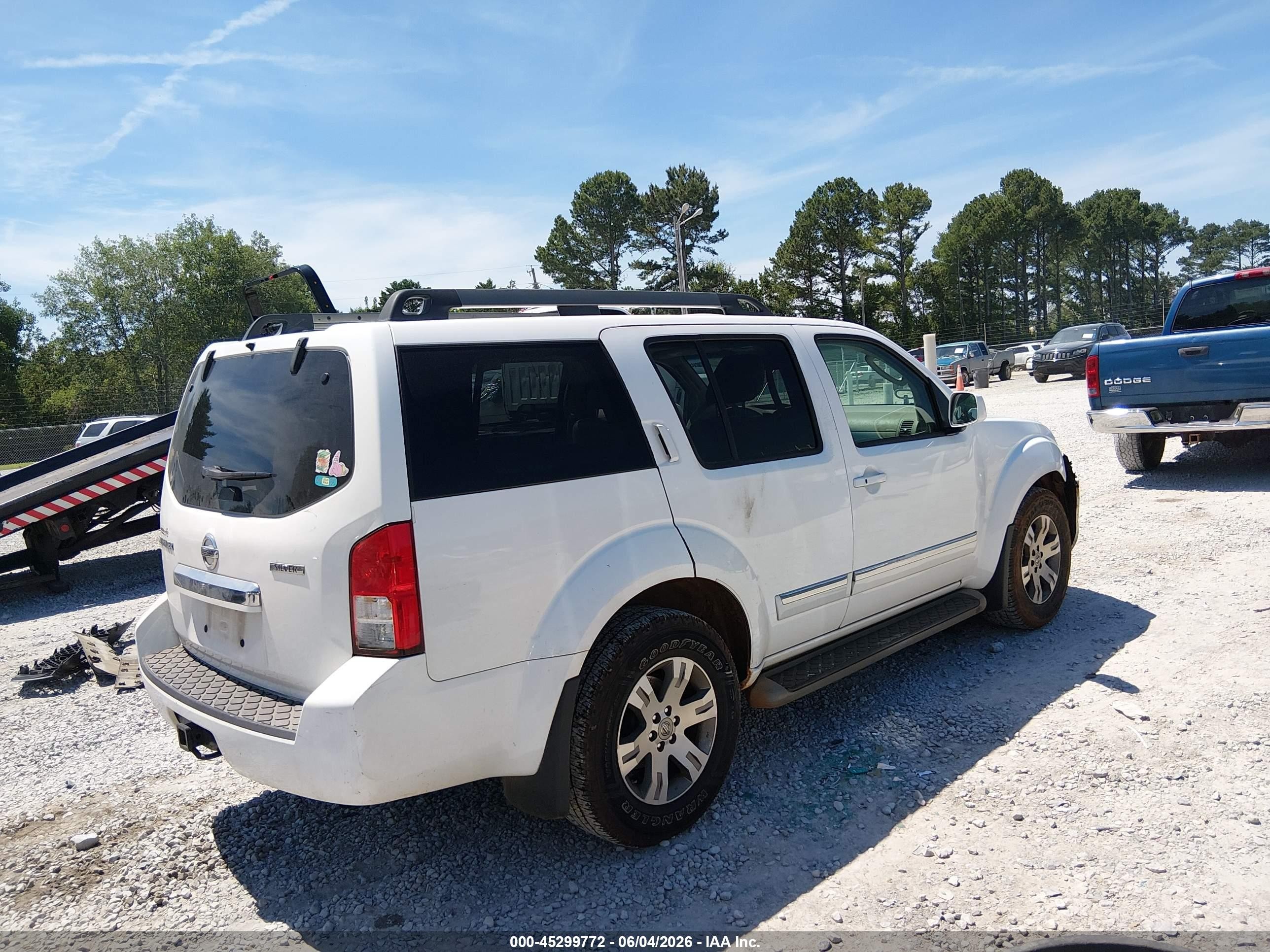 2011 Nissan Pathfinder Silver White vin: 5N1AR1NN8BC625229