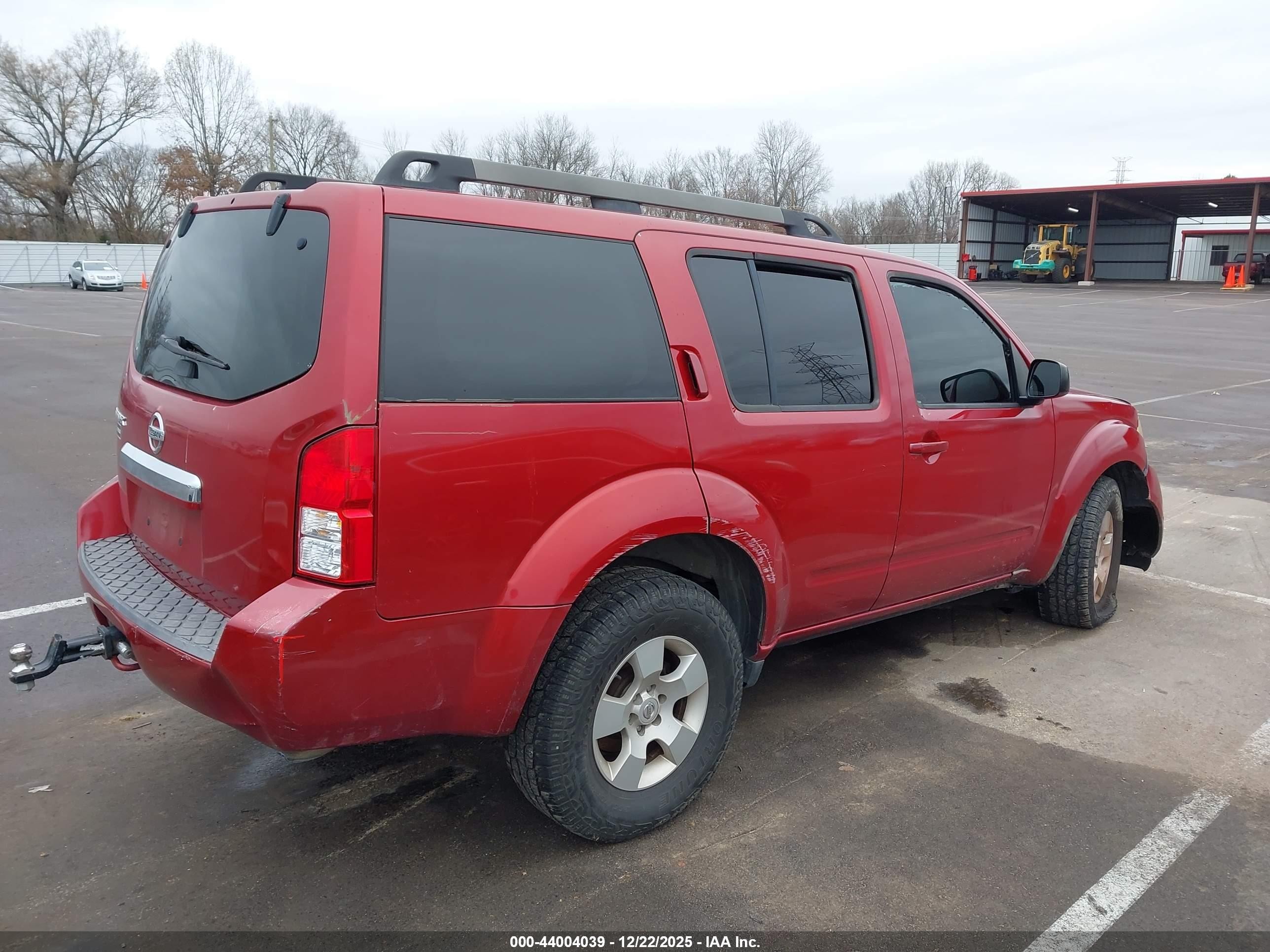 2012 Nissan Pathfinder S Red vin: 5N1AR1NN8CC608531