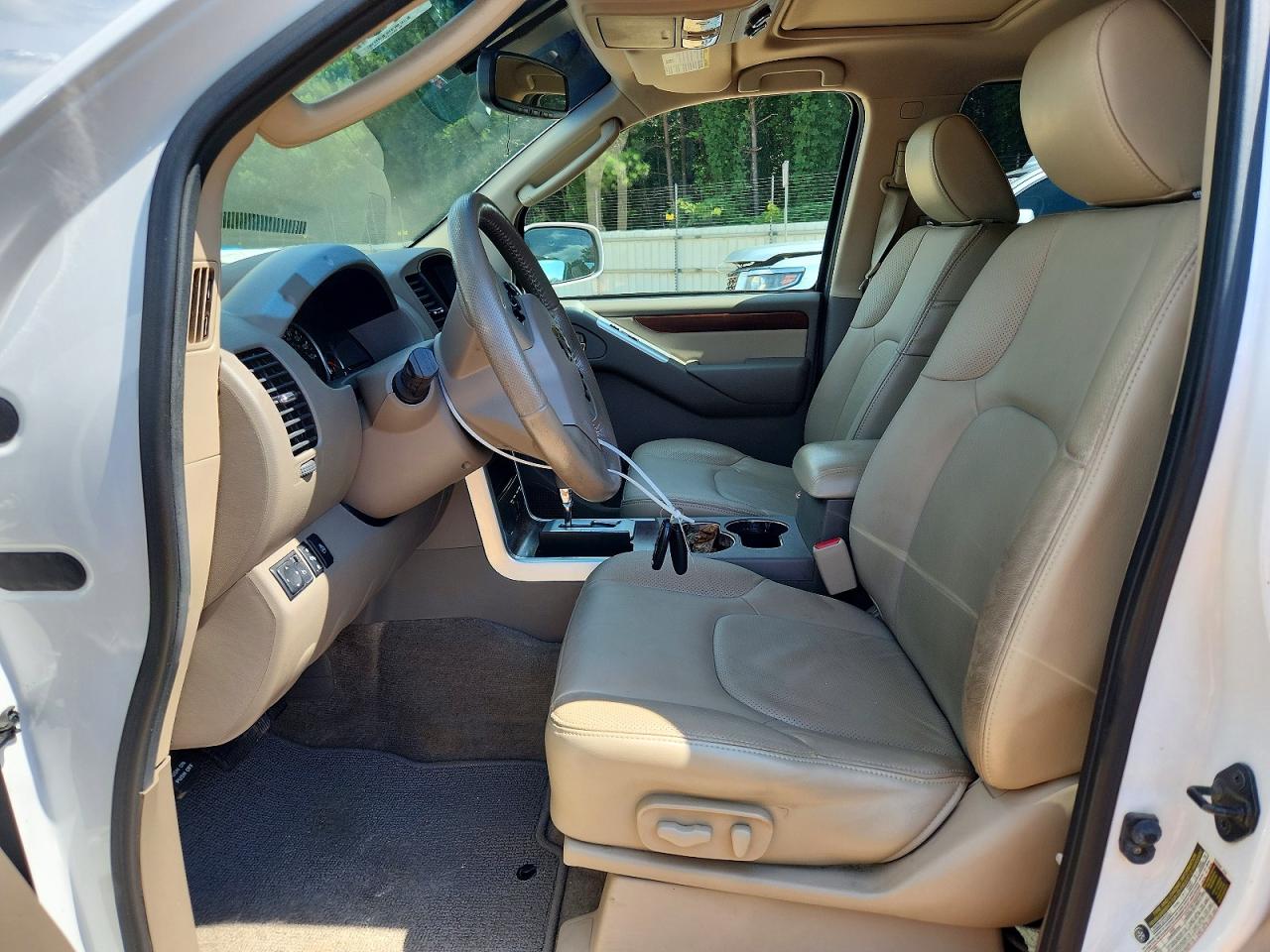 2012 Nissan Pathfinder S Белый vin: 5N1AR1NN8CC634305