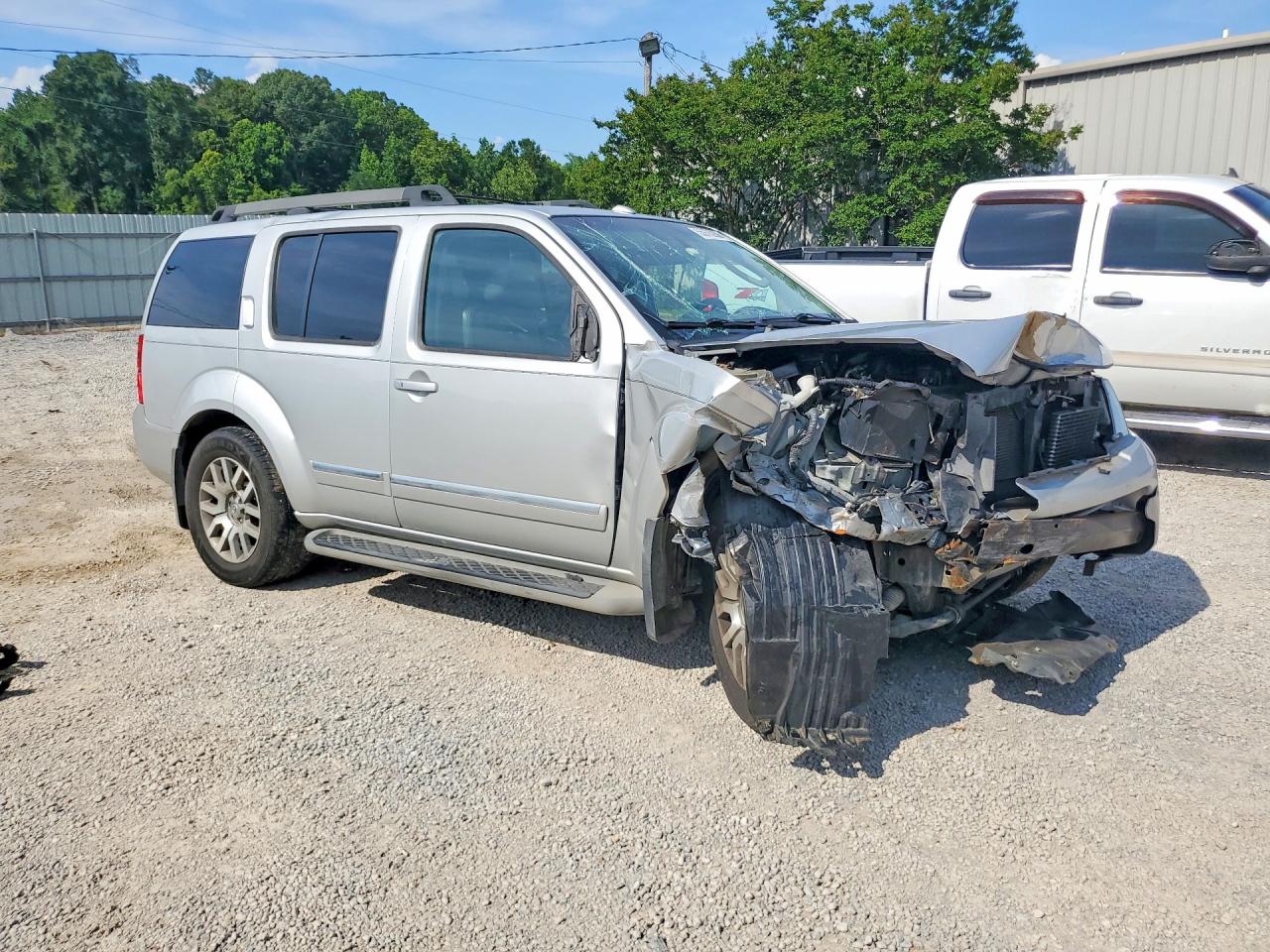 2012 Nissan Pathfinder S Silver vin: 5N1AR1NN8CC636152