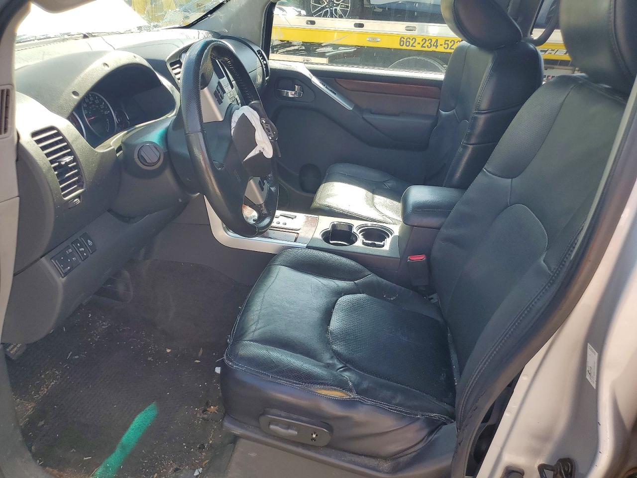 2012 Nissan Pathfinder S Silver vin: 5N1AR1NN8CC636152