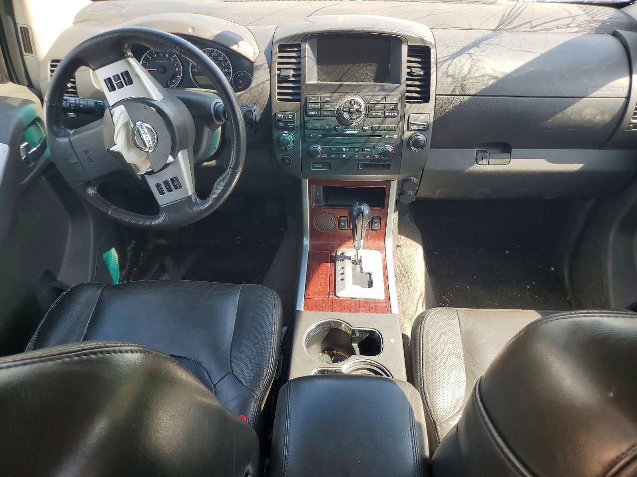 2012 Nissan Pathfinder S Silver vin: 5N1AR1NN8CC636152