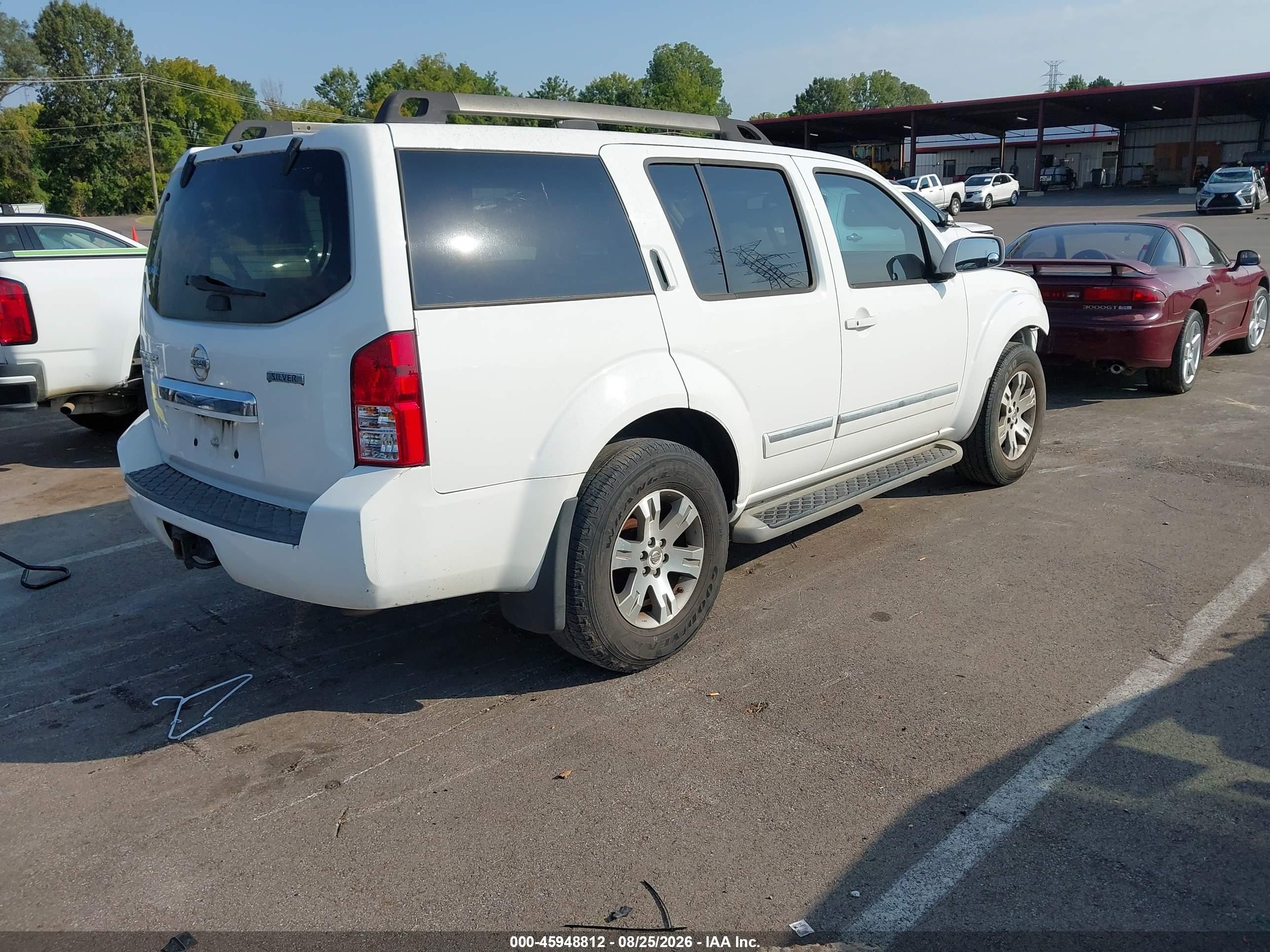 2011 Nissan Pathfinder Silver White vin: 5N1AR1NN9BC610481