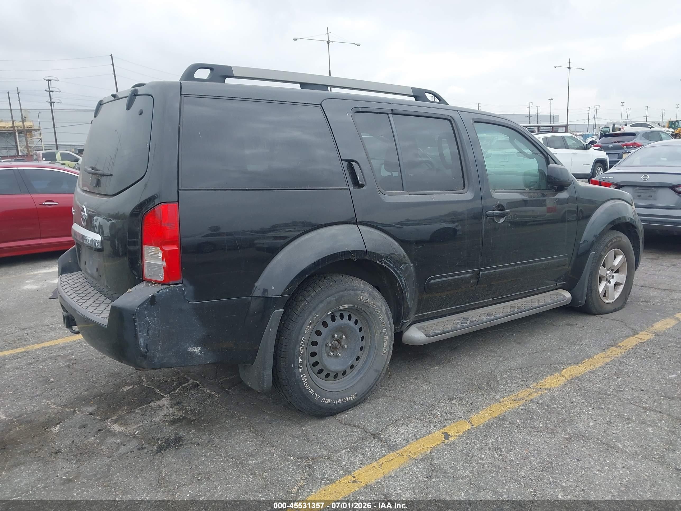 2011 Nissan Pathfinder Sv Black vin: 5N1AR1NN9BC615180