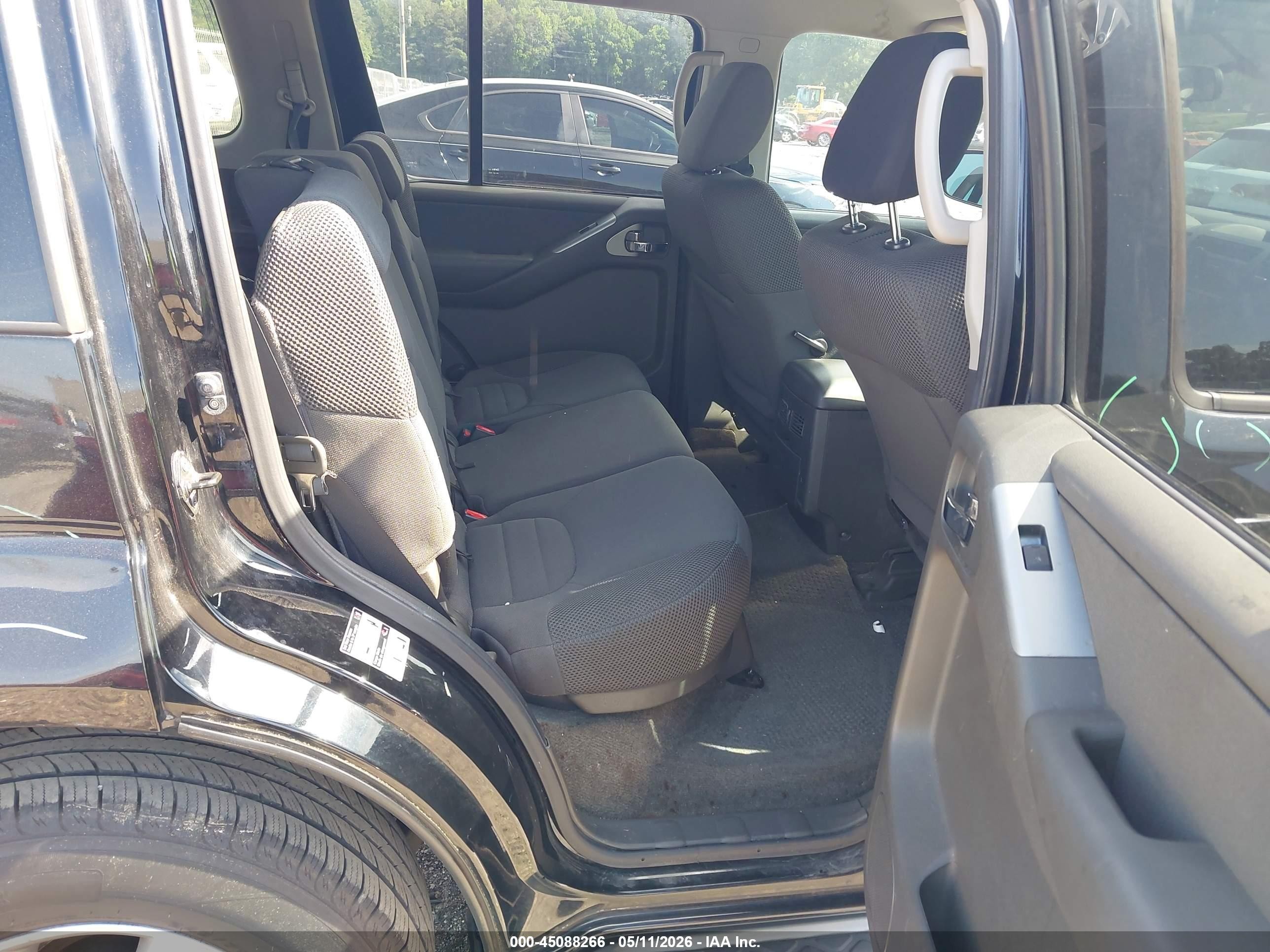 2011 Nissan Pathfinder S Черный vin: 5N1AR1NN9BC620234