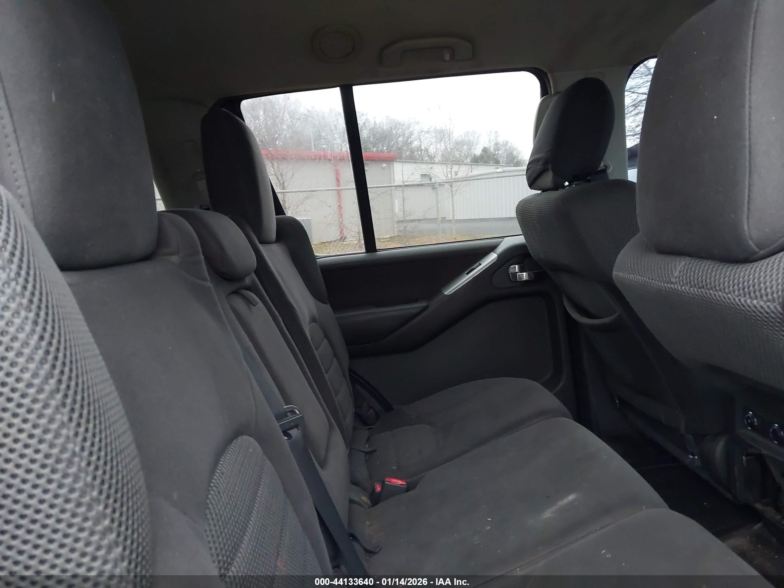 2012 Nissan Pathfinder Sv Gray vin: 5N1AR1NN9CC610417