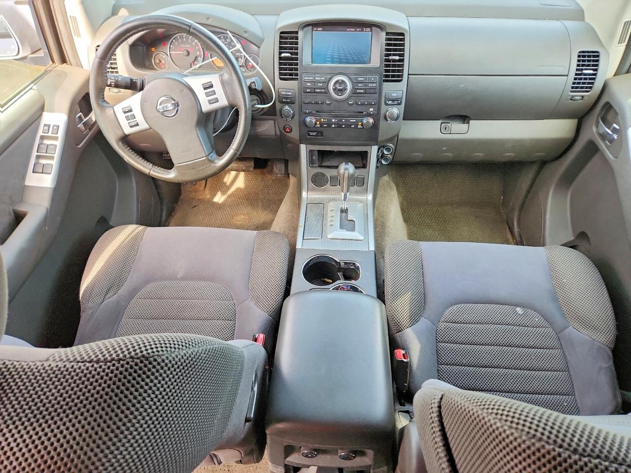 2012 Nissan Pathfinder S Silver vin: 5N1AR1NN9CC611700