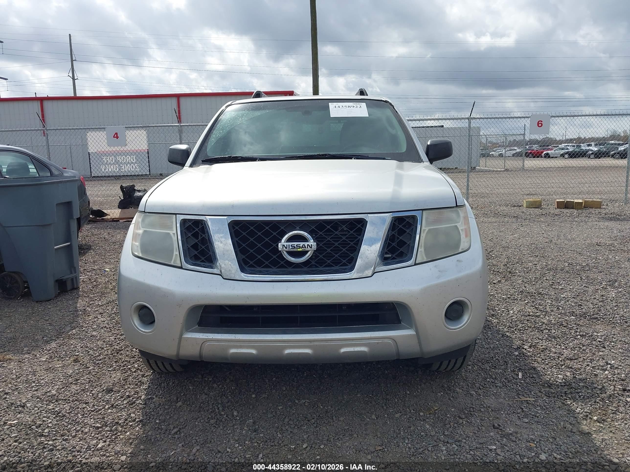 2011 Nissan Pathfinder S Серебряный vin: 5N1AR1NNXBC611784