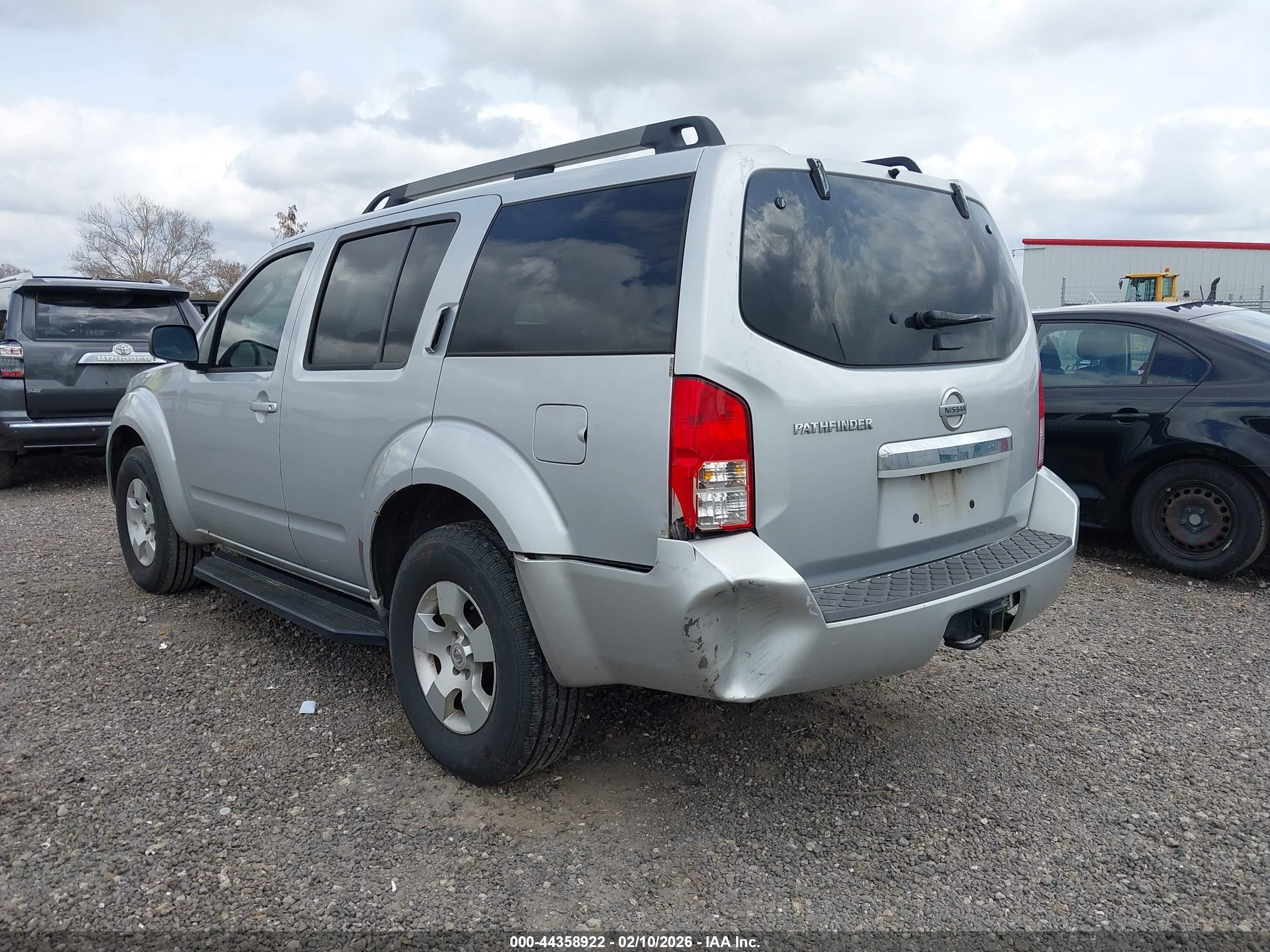2011 Nissan Pathfinder S Серебряный vin: 5N1AR1NNXBC611784