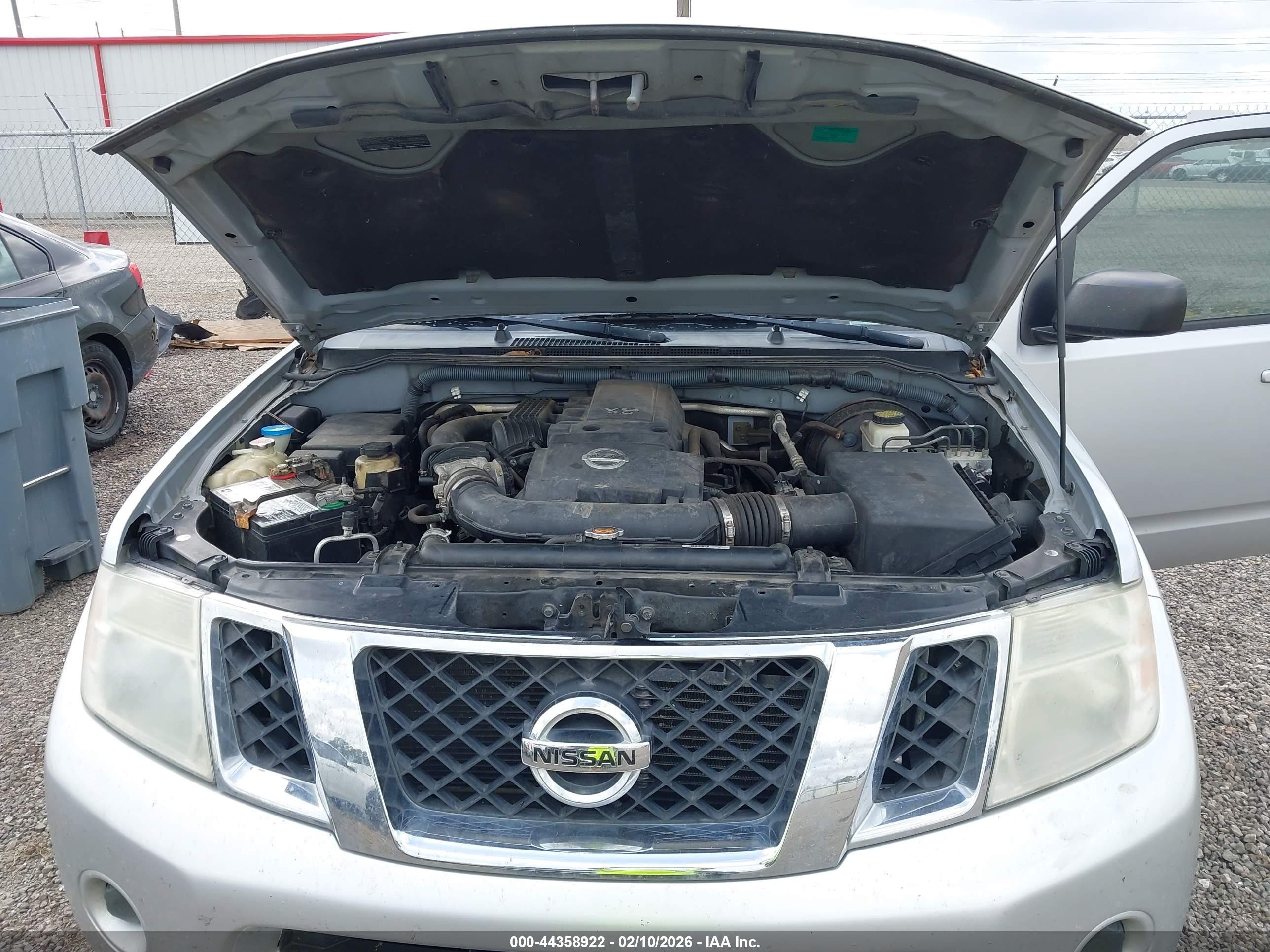 2011 Nissan Pathfinder S Серебряный vin: 5N1AR1NNXBC611784