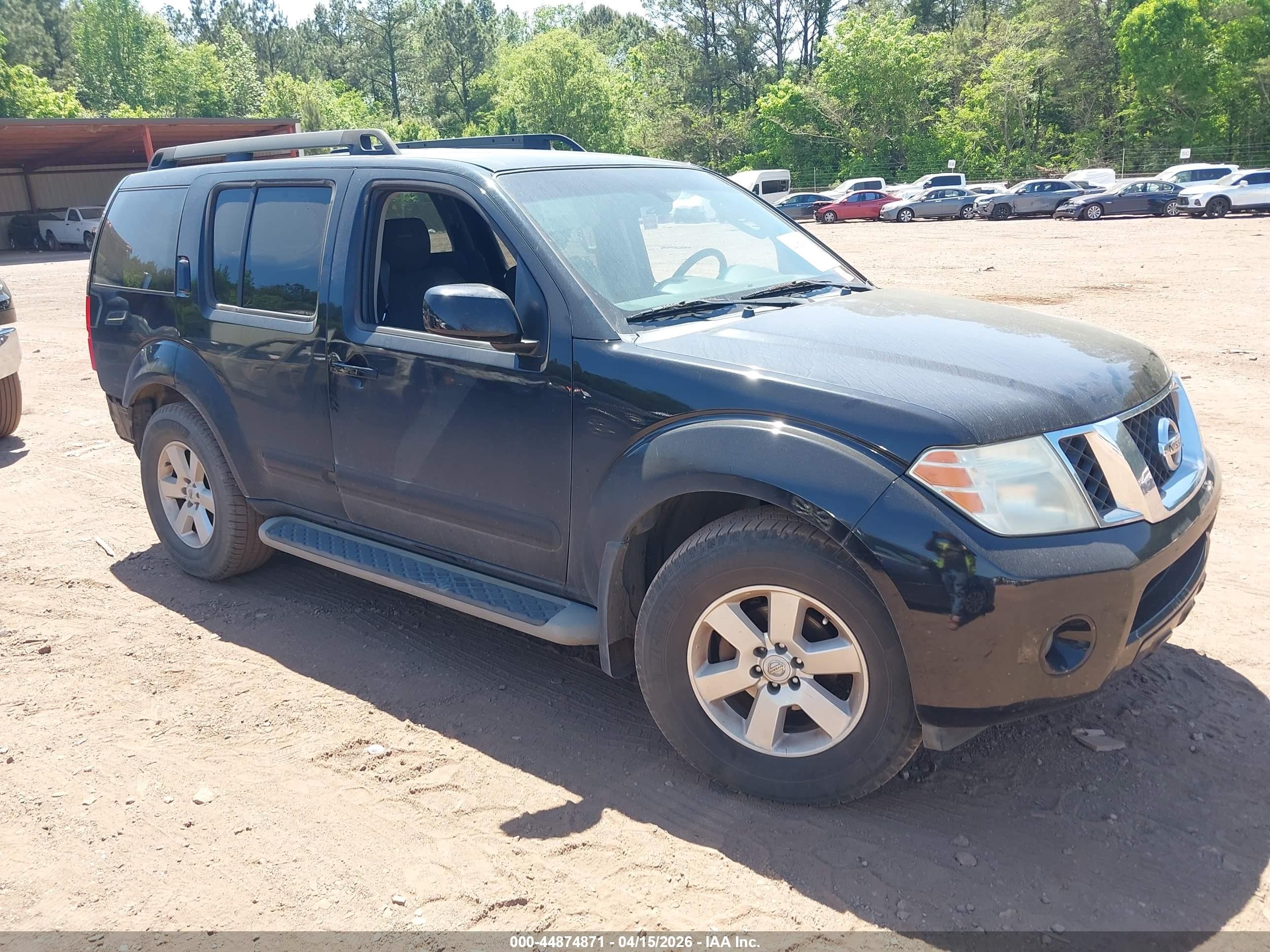 2011 Nissan Pathfinder Sv Black vin: 5N1AR1NNXBC632229