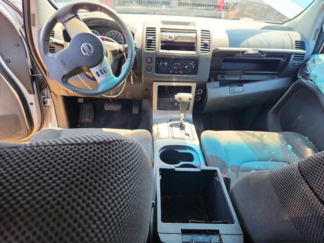 2012 Nissan Pathfinder S/le/se Silver vin: 5N1AR1NNXCC622673